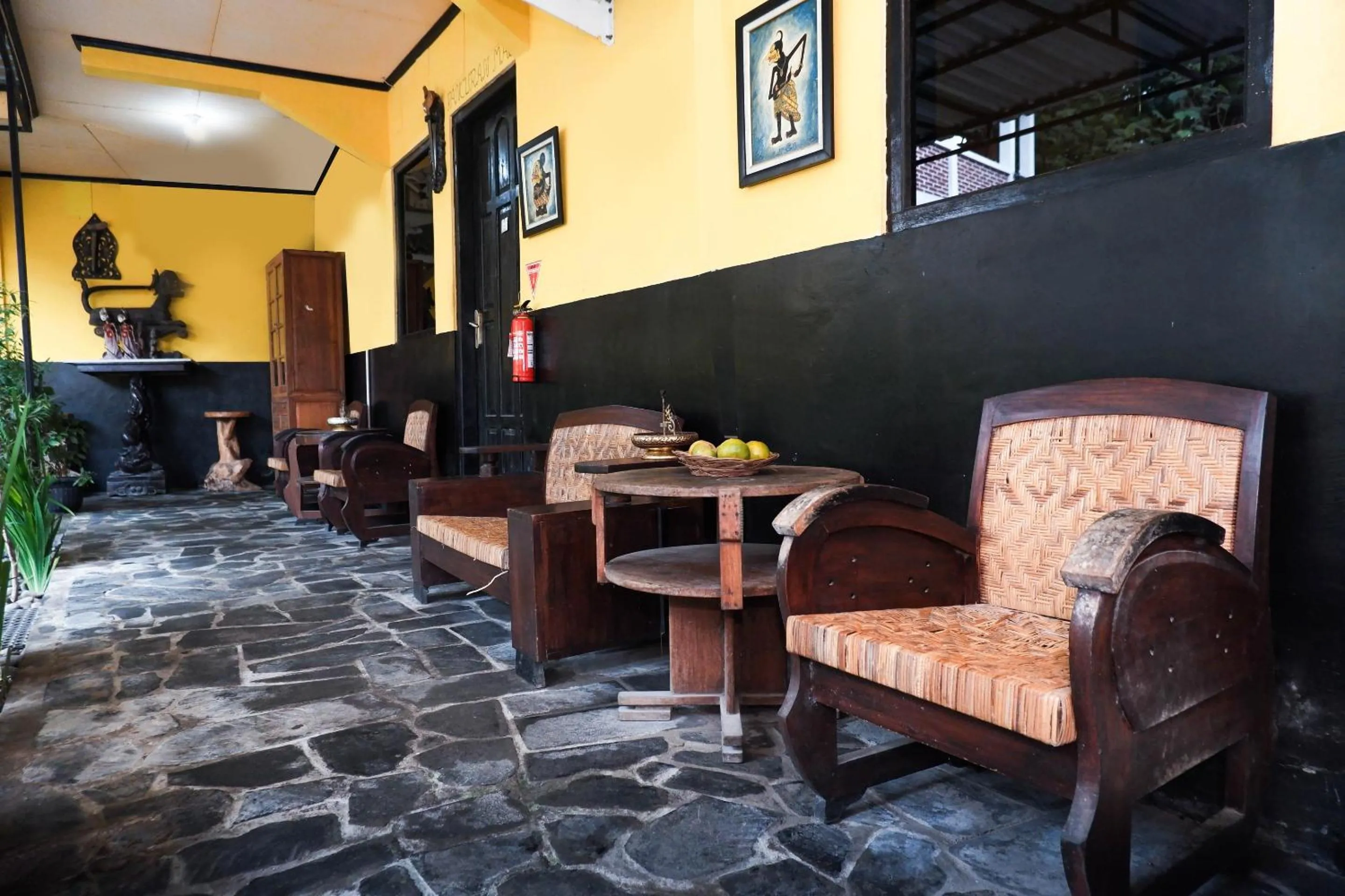 Lobby or reception in Super OYO 598 Udan Mas Guesthouse& Gallery