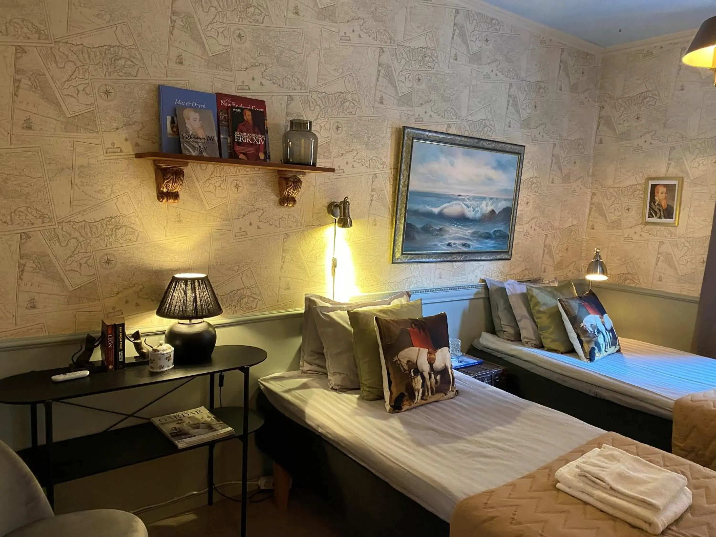 Small Double Room in Strand Hotel Small Double Room in Strand Hotel