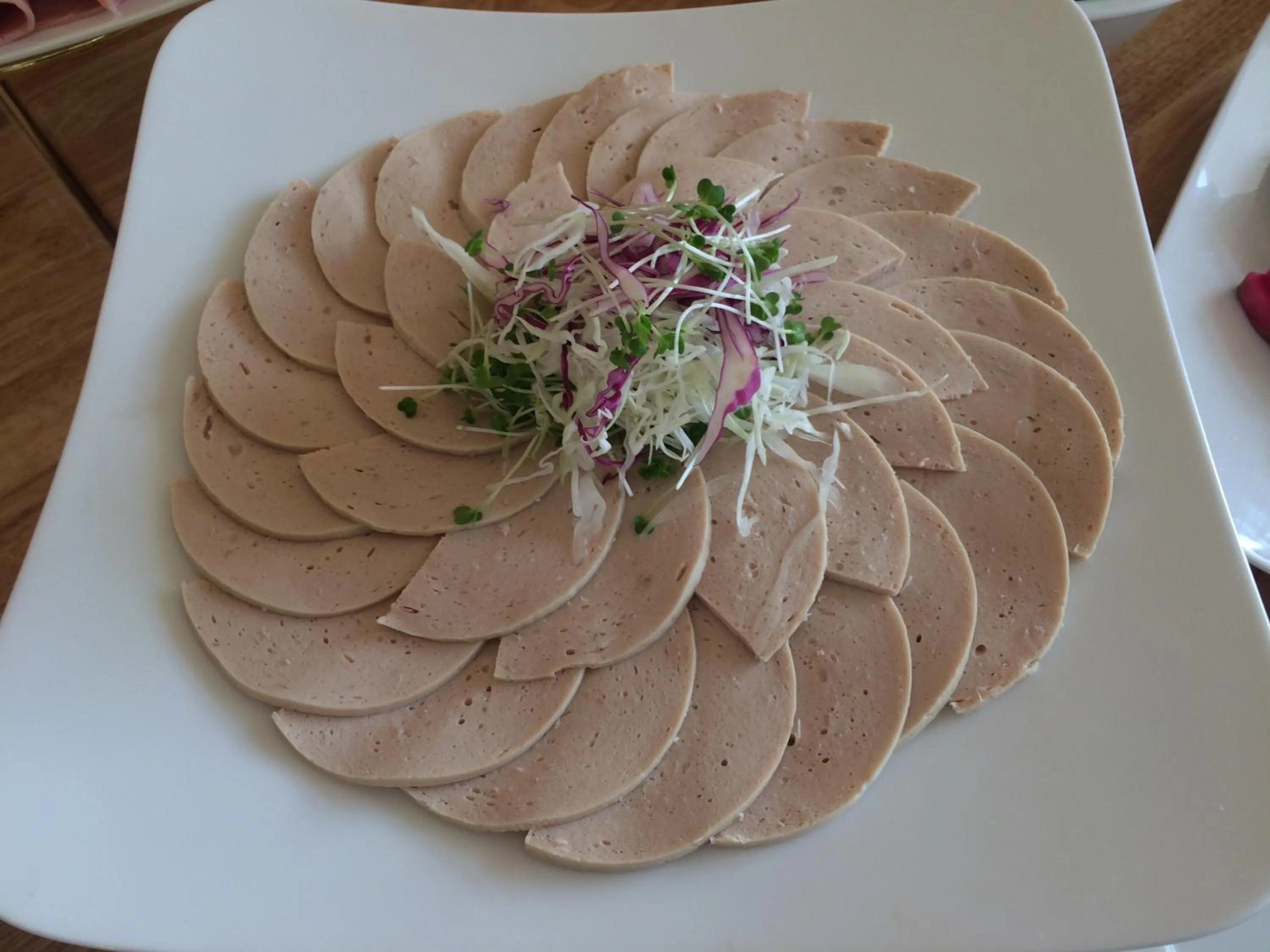 Restaurant/places to eat in Chio Hotel