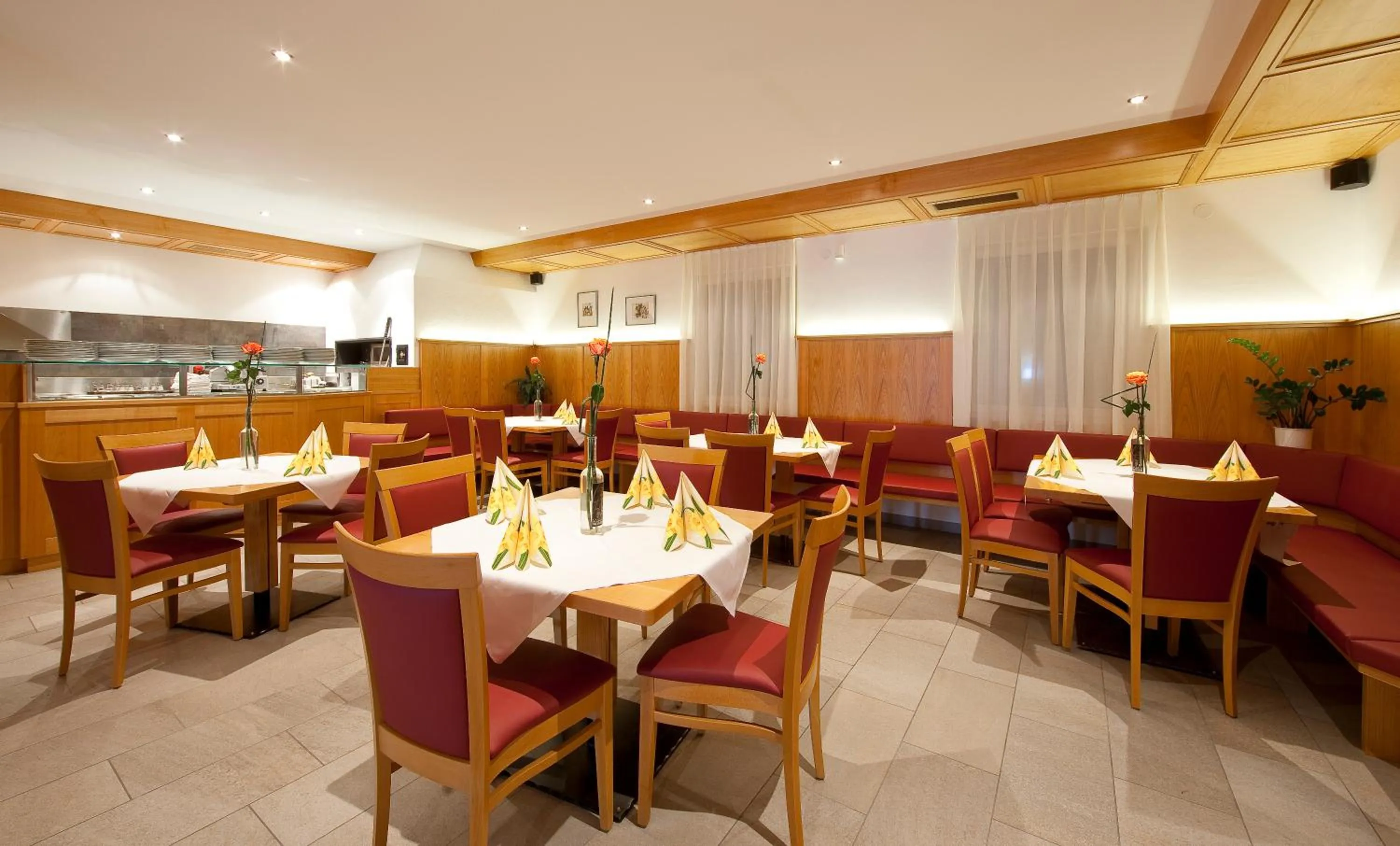 Restaurant/places to eat in Gasthof Hotel Terzer