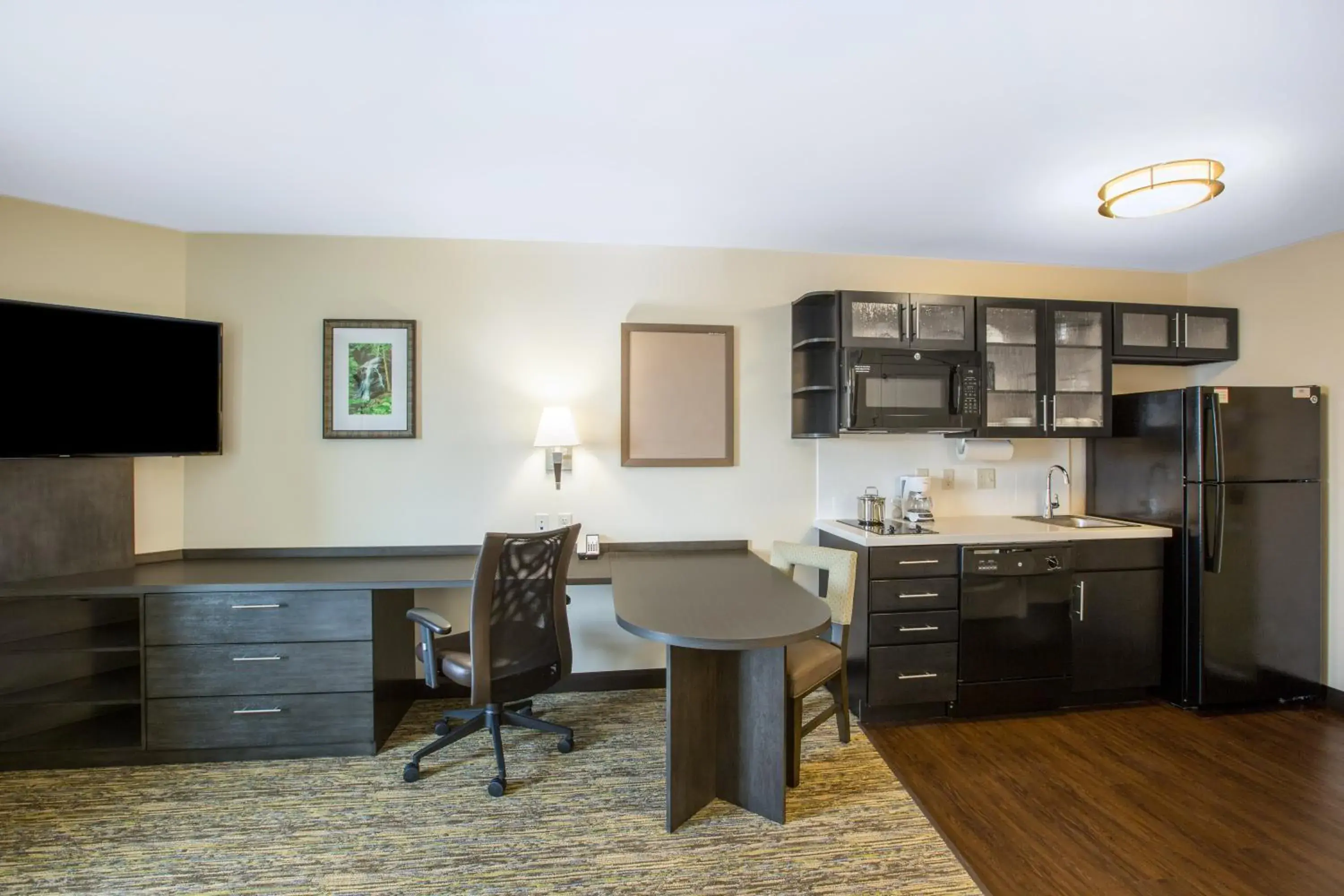 Photo of the whole room in Candlewood Suites - Omaha Millard Area by IHG Photo of the whole room in Candlewood Suites - Omaha Millard Area by IHG