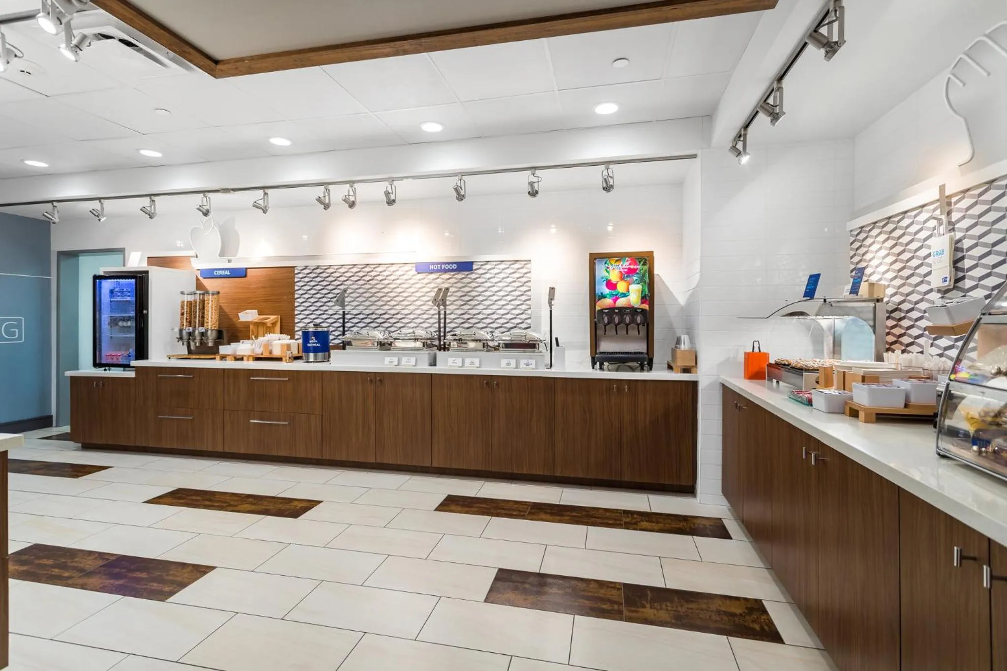 Breakfast in Holiday Inn Express & Suites - Houston NW - Cypress Grand Pky by IHG