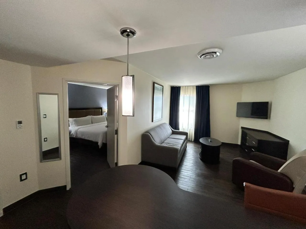 Bed in Candlewood Suites - Queretaro Juriquilla by IHG