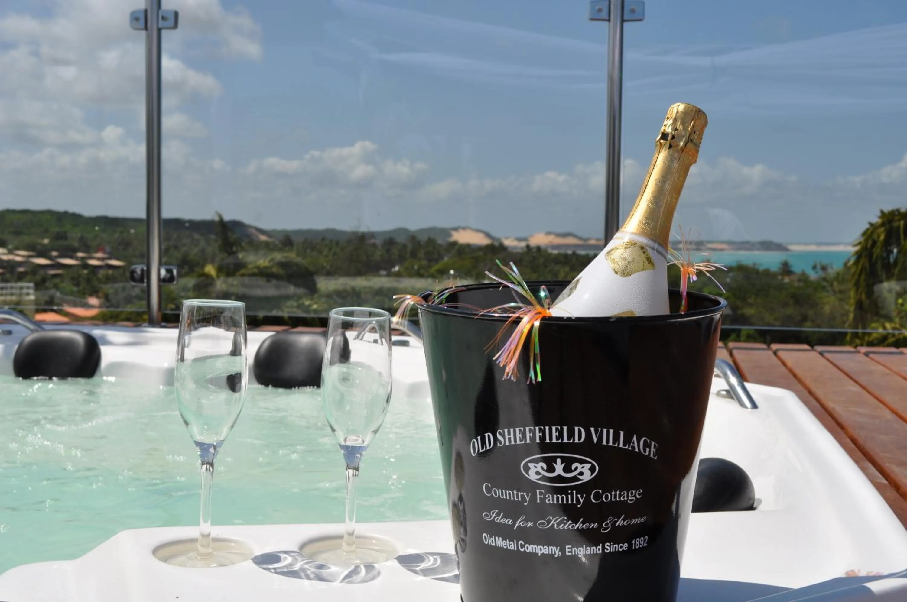 Alcoholic drinks in Pousada Waikiki Boutique