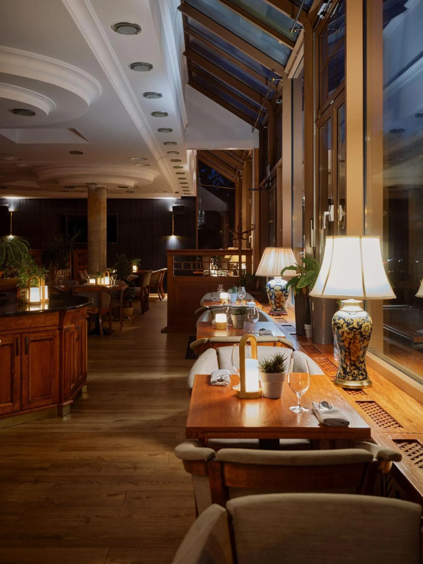 Restaurant/places to eat in Hotel Verde