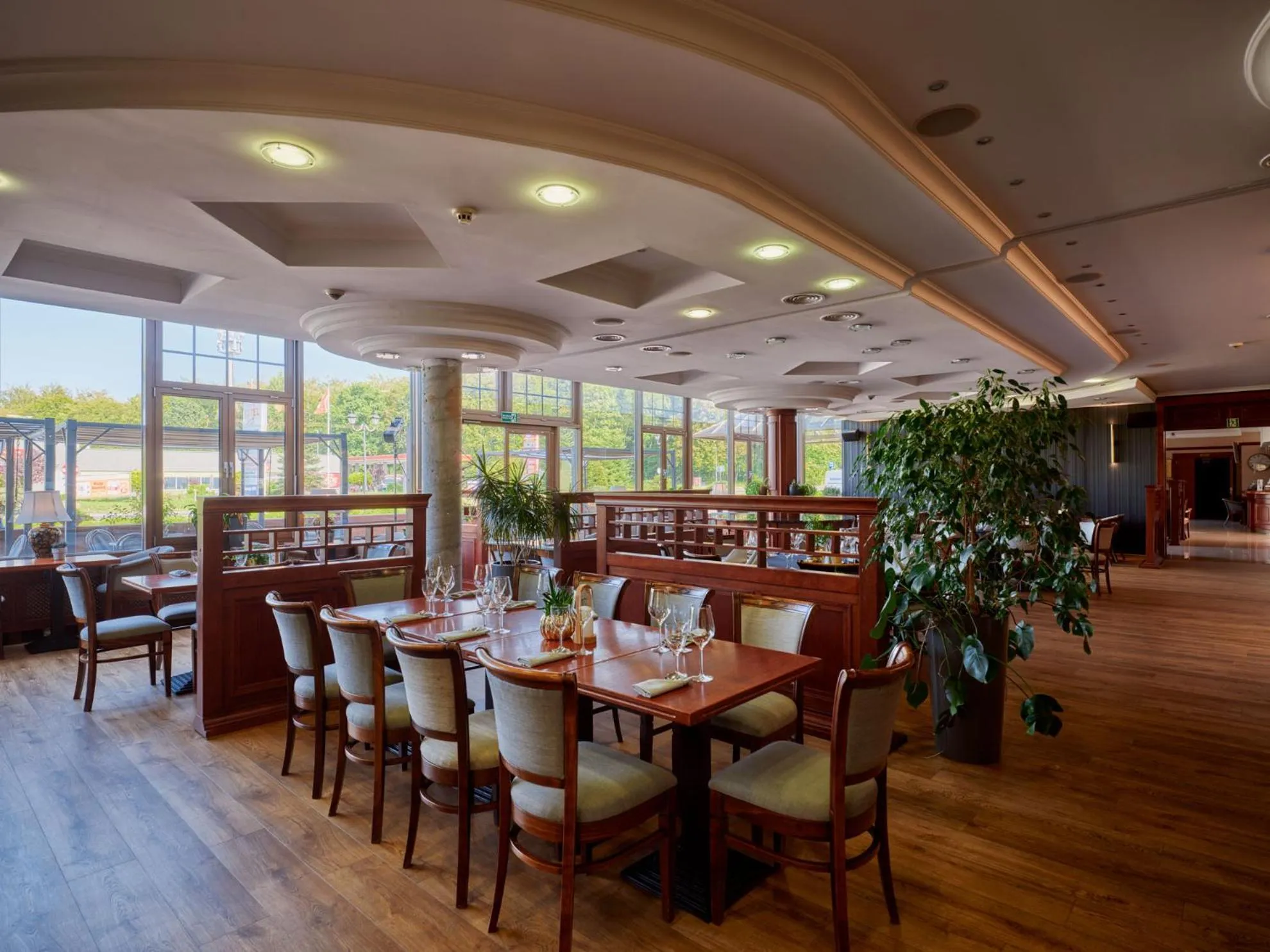 Restaurant/places to eat in Hotel Verde