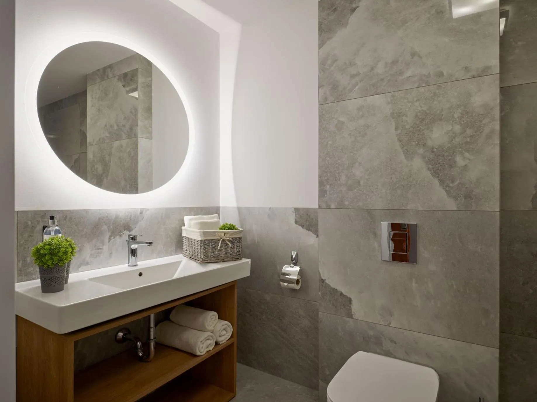 Toilet in Hotel Verde