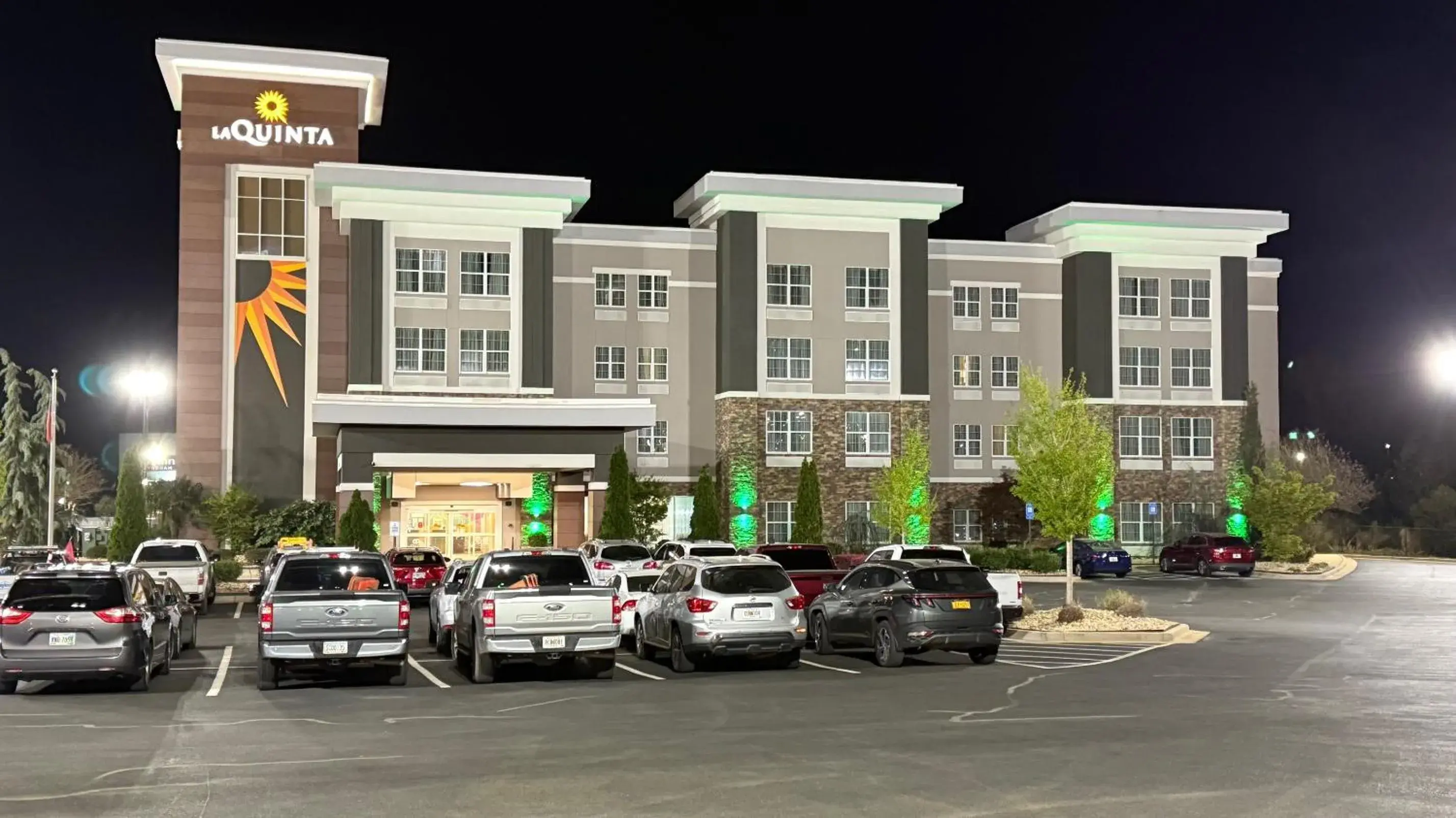 Property building in La Quinta by Wyndham Forsyth Property building in La Quinta by Wyndham Forsyth