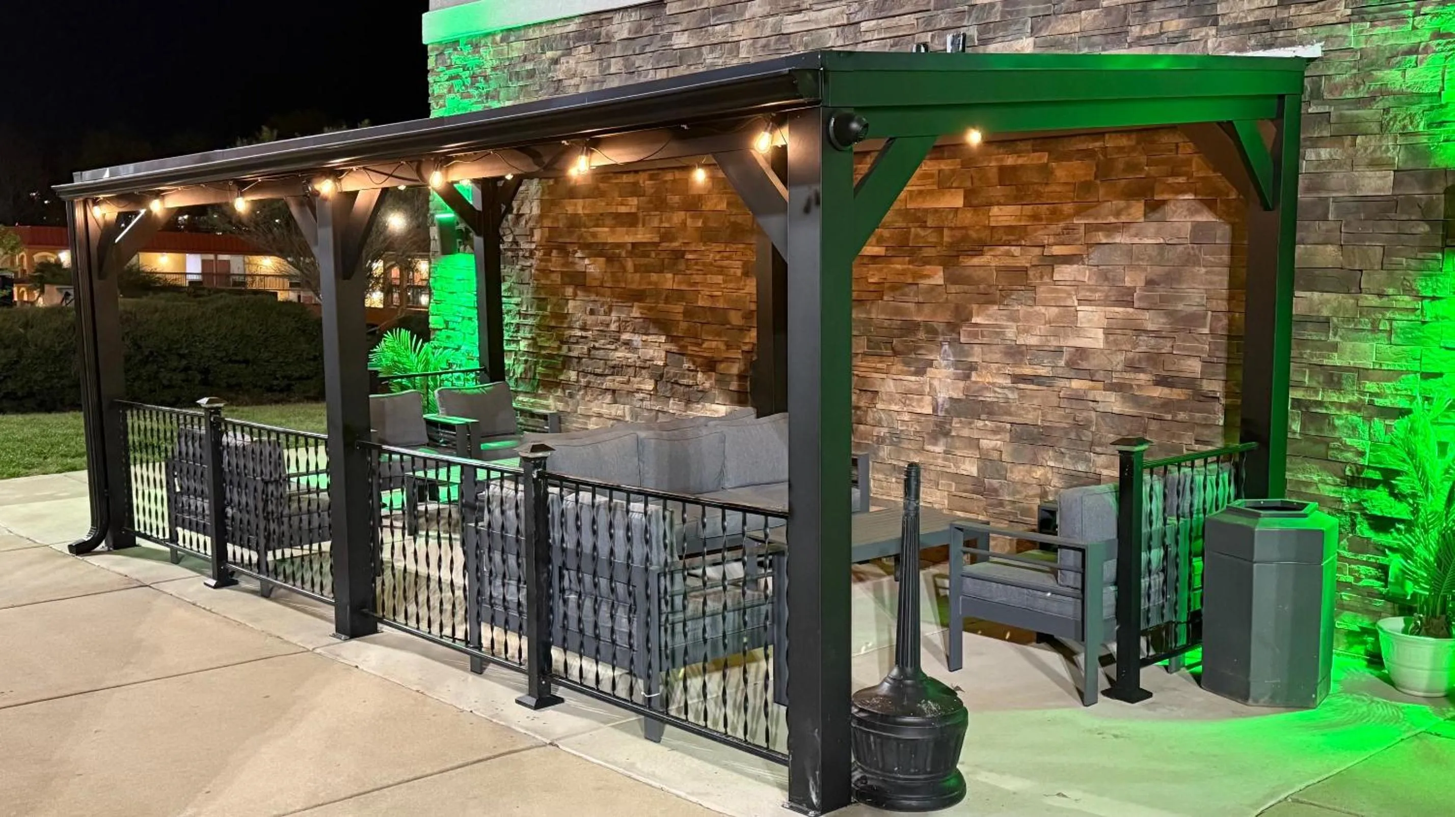 Property building in La Quinta by Wyndham Forsyth