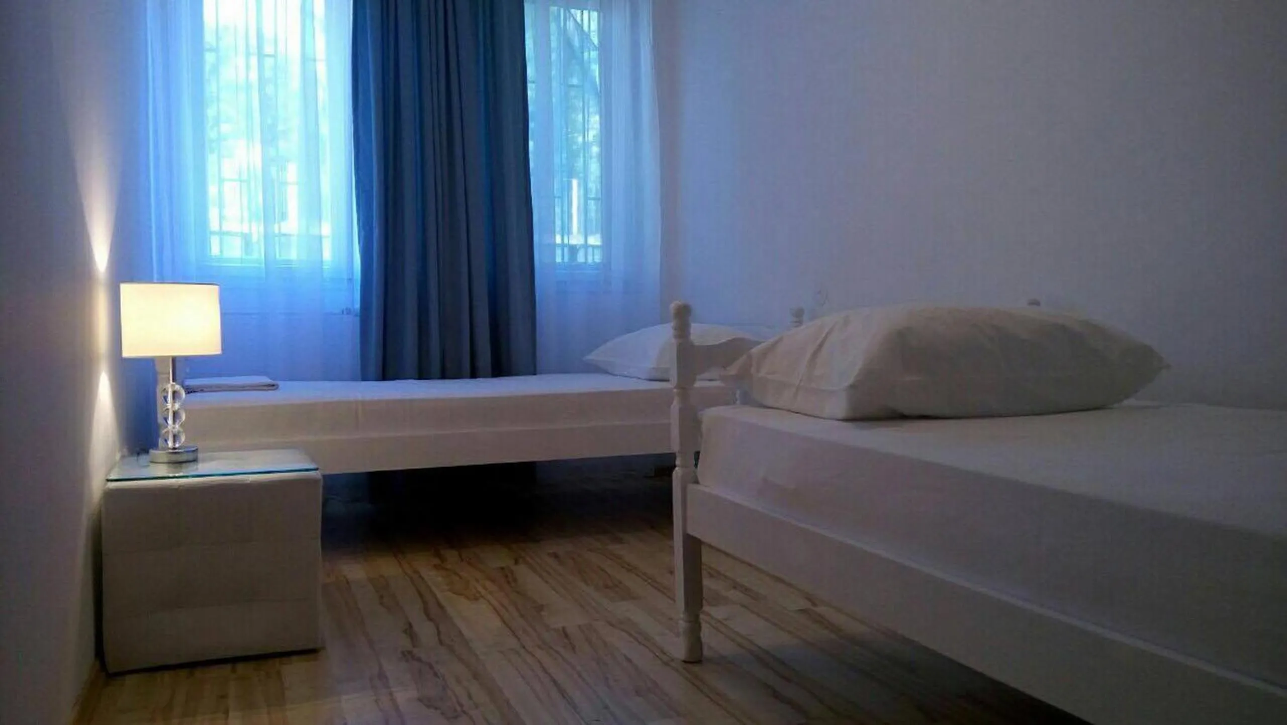 Bed in Apartment Zindan