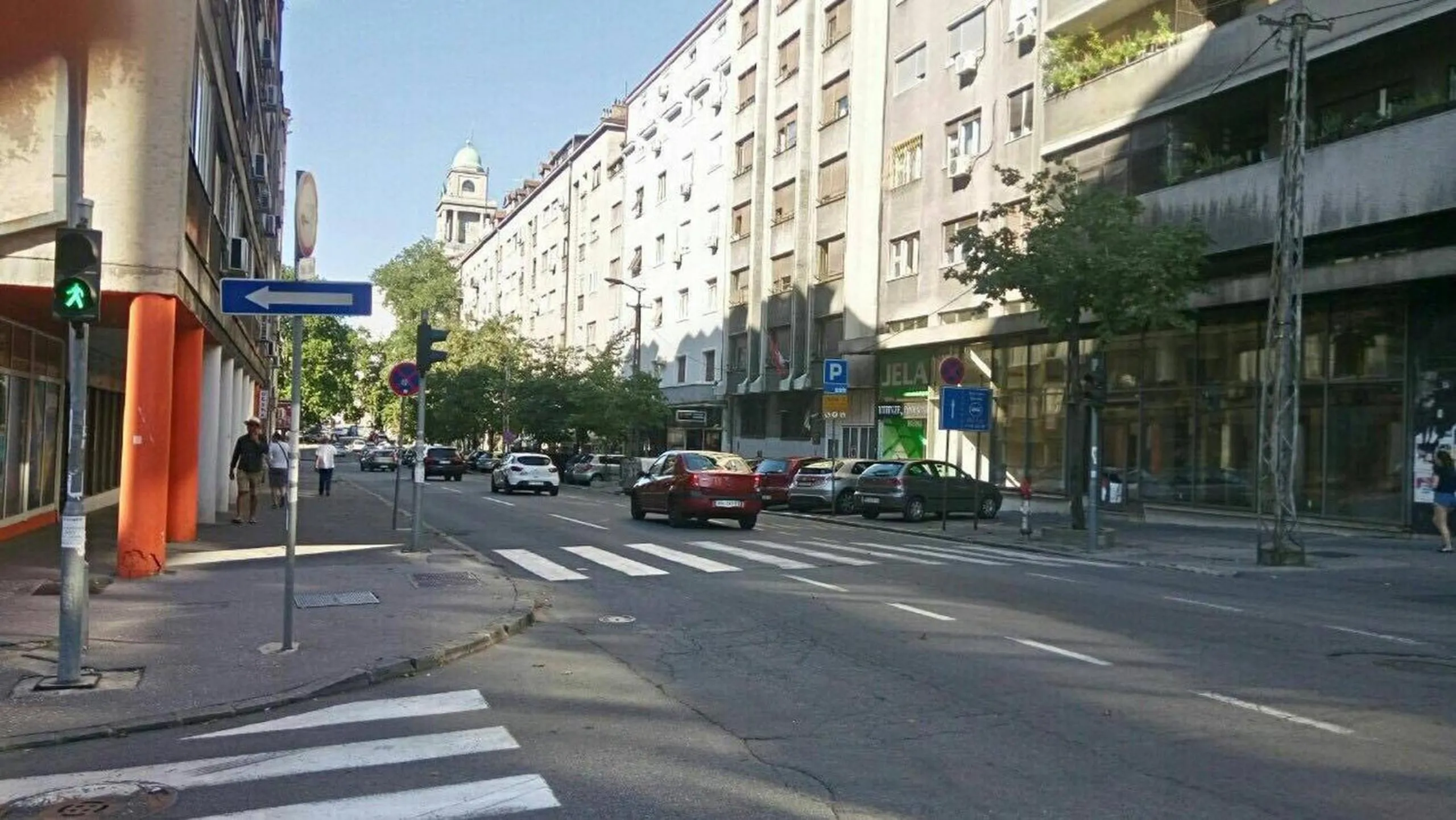 Street view in Apartment Zindan