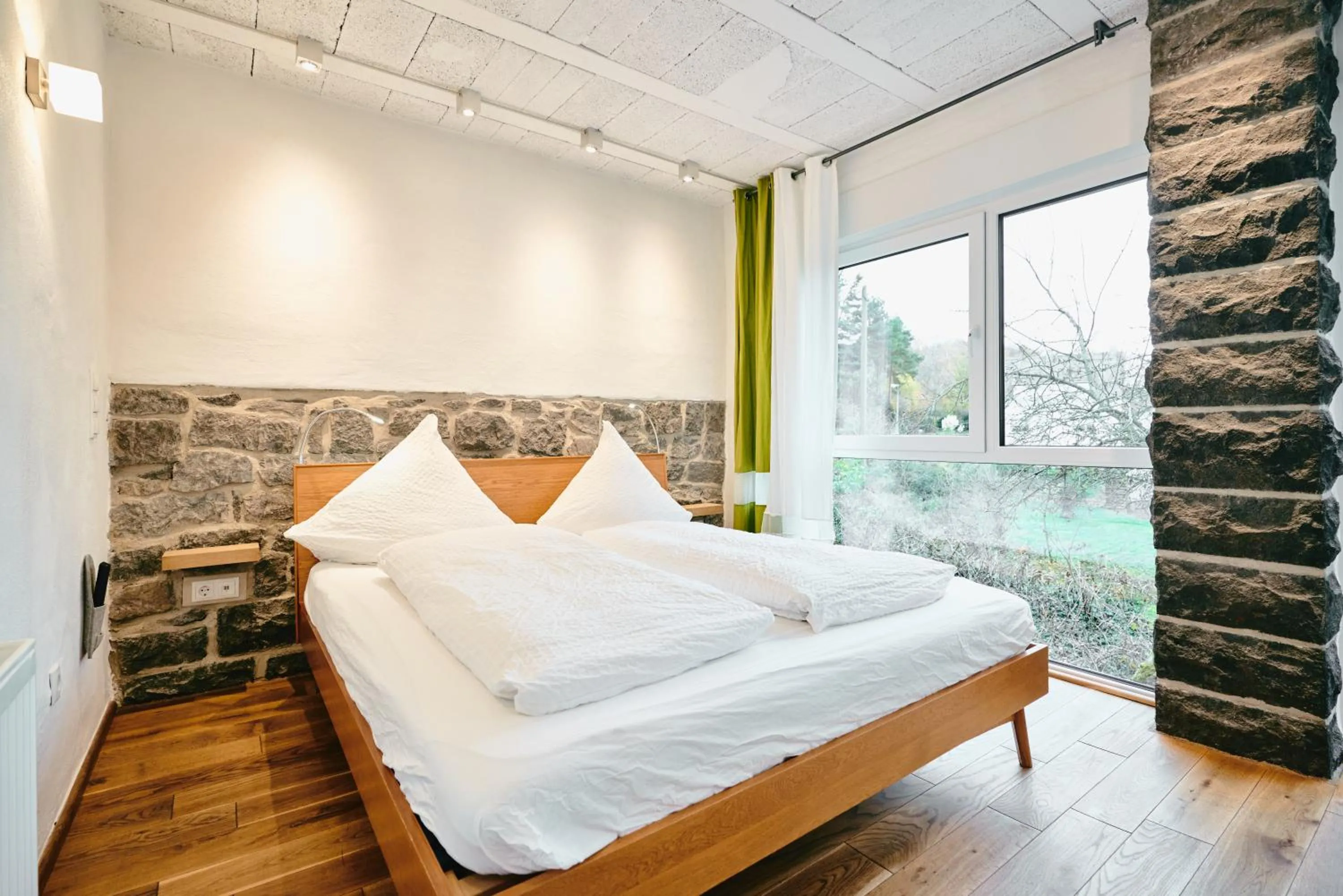 Bedroom, Bed in Basalt-Loft