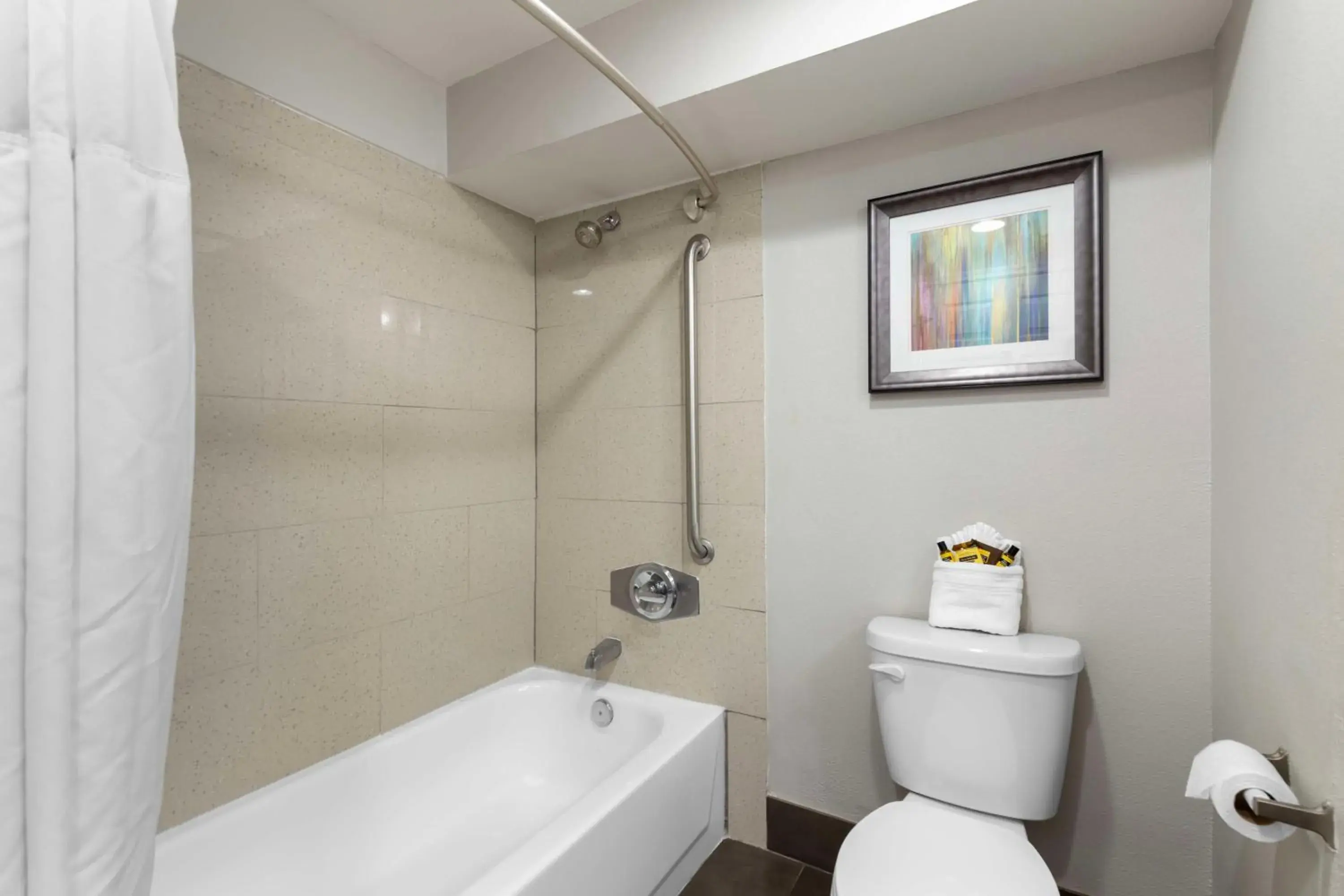 Bathroom in Best Western Plus Downtown North Bathroom in Best Western Plus Downtown North