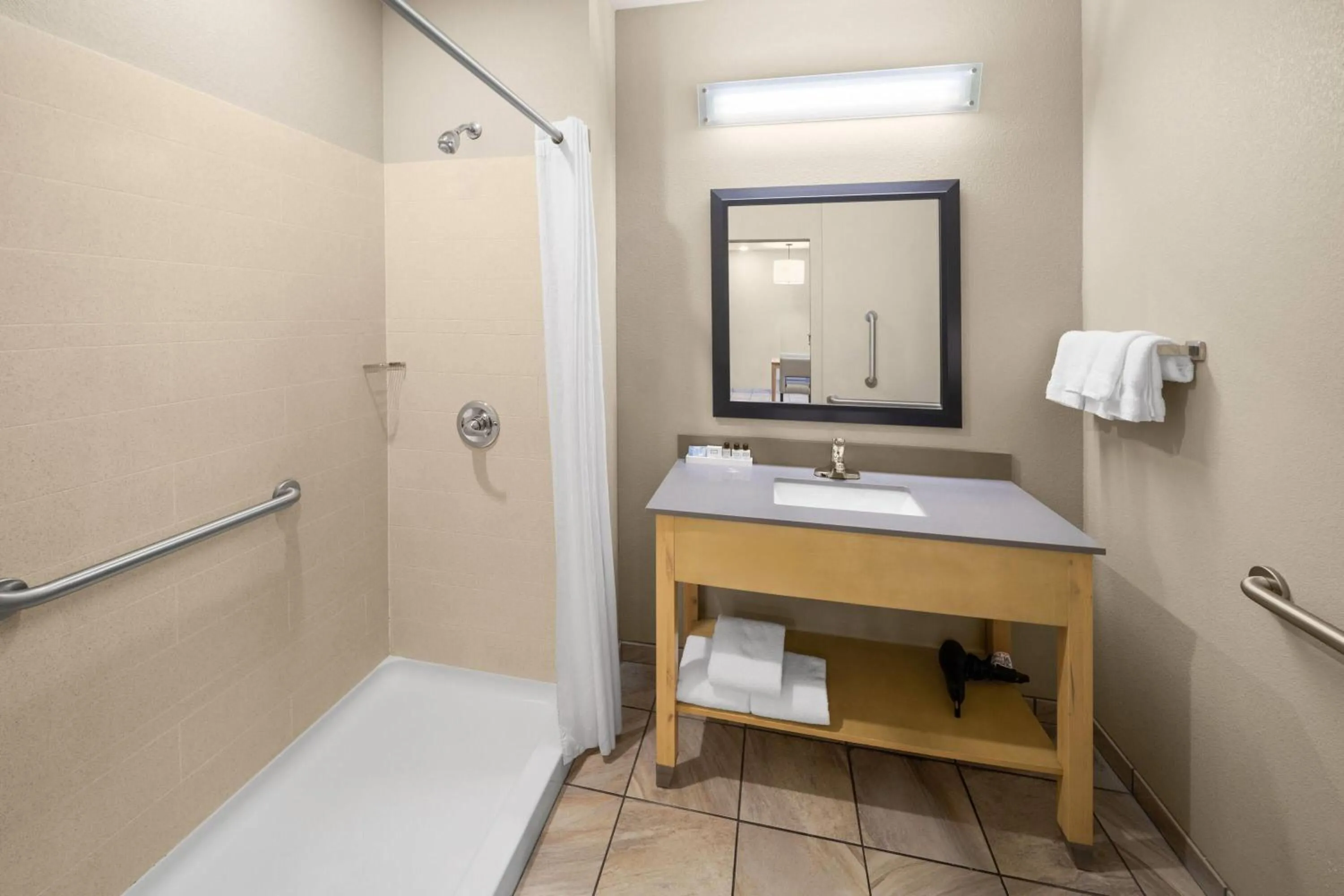 Photo of the whole room in Stone Hill Norman, Trademark Collection by Wyndham