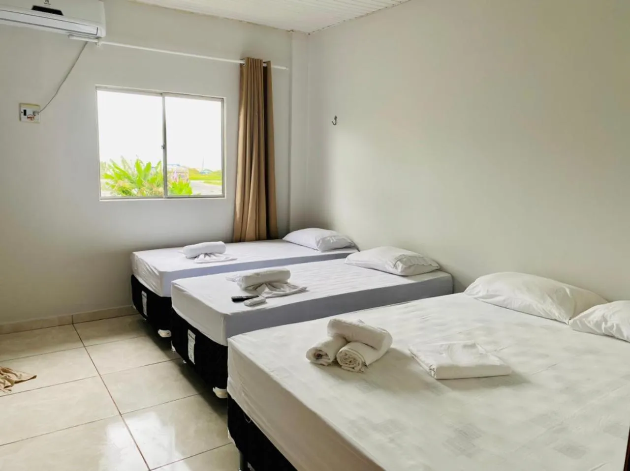 Bed in Hotel Ondas do Mar