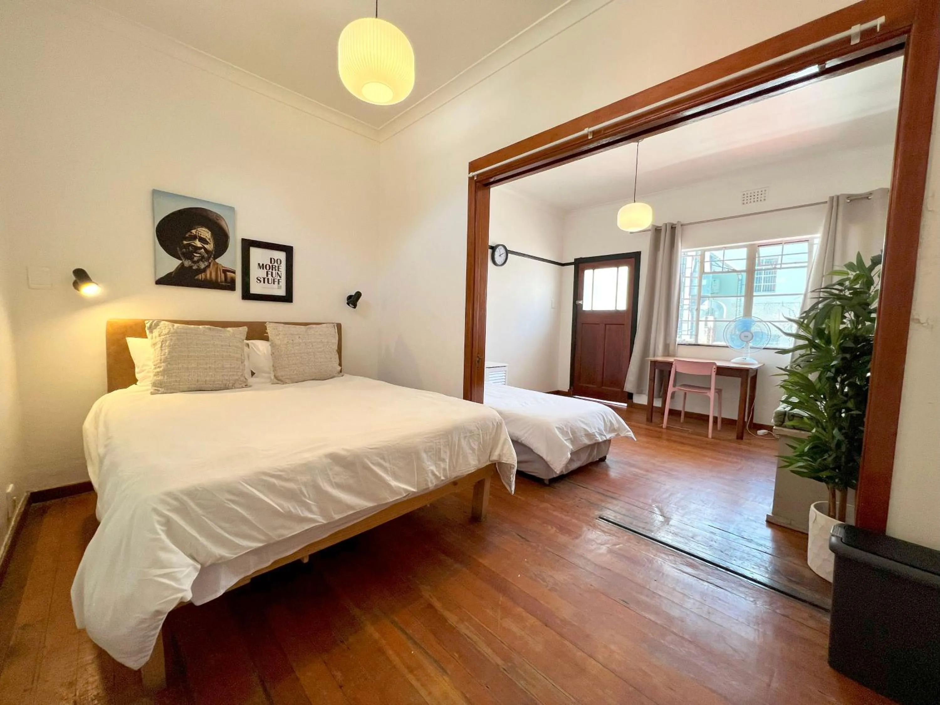 Photo of the whole room, Bed in Long Street Backpackers