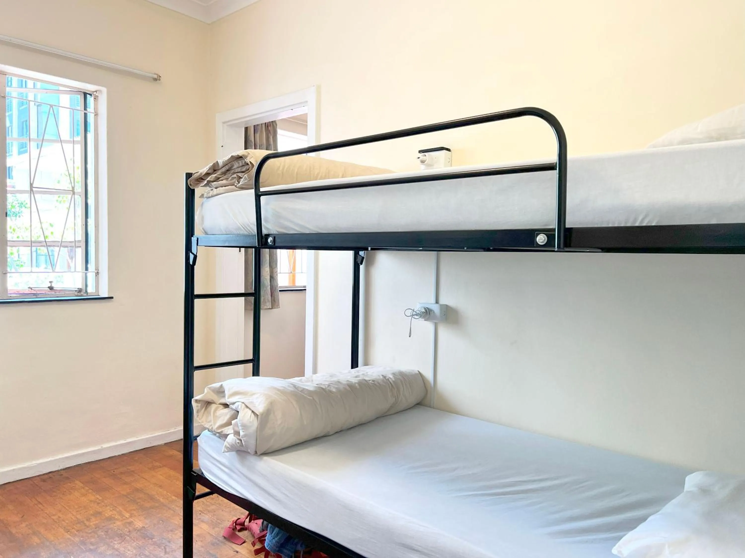 Bed in Long Street Backpackers