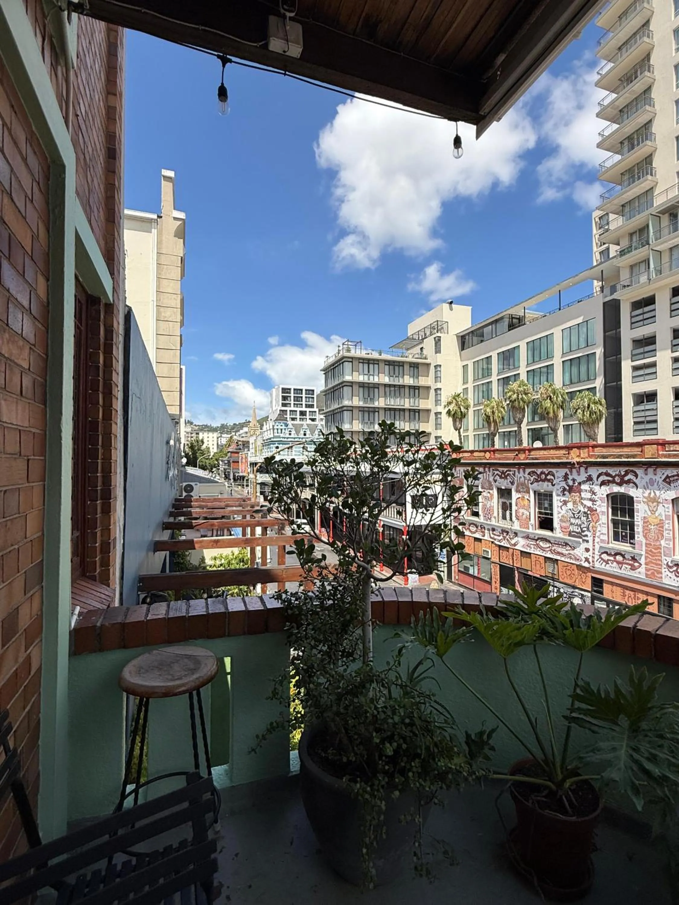 Balcony/Terrace in Long Street Backpackers