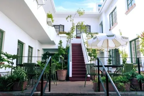 Long Street Backpackers