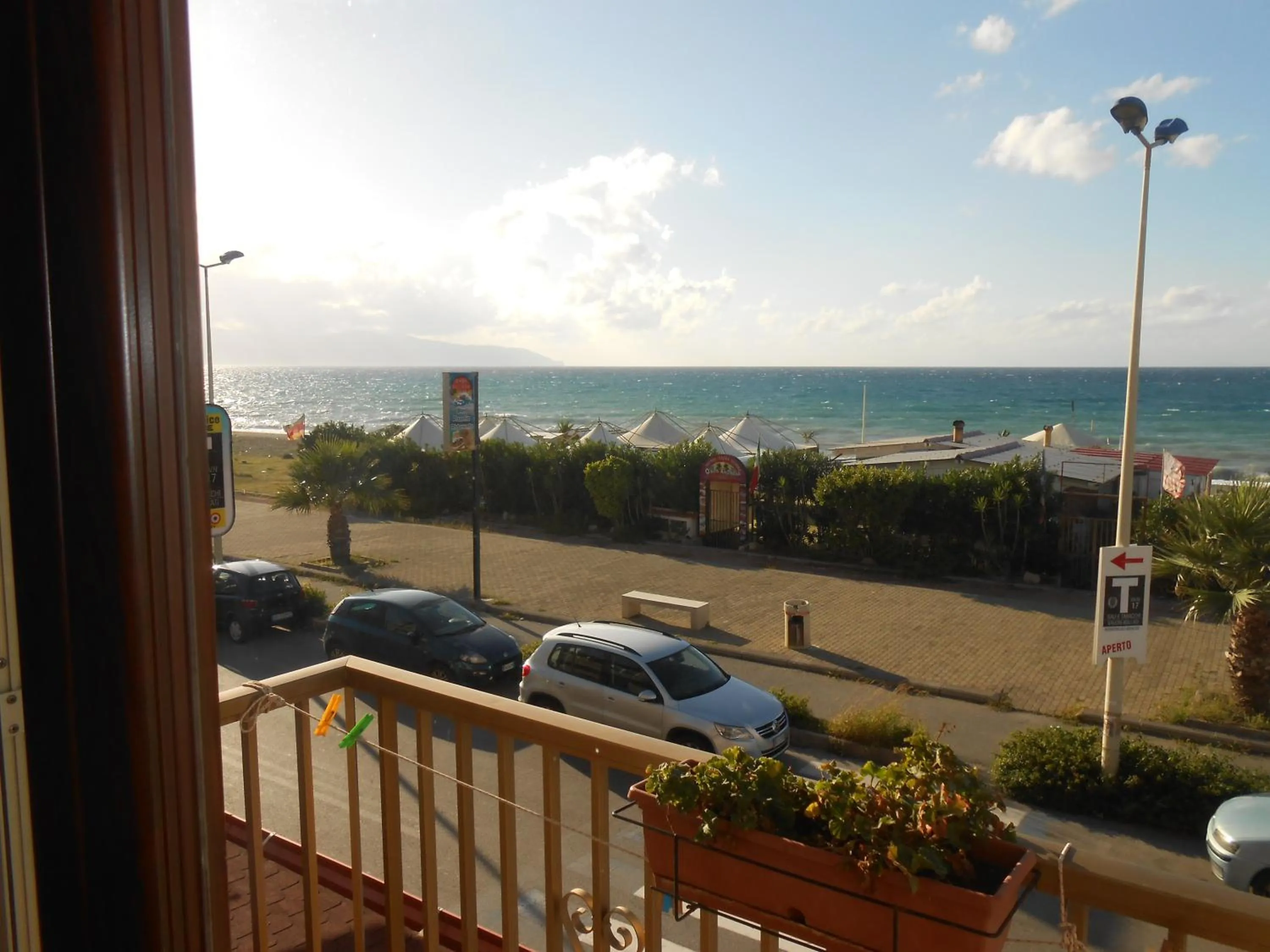 Sea view in B&B Ro.Ma.