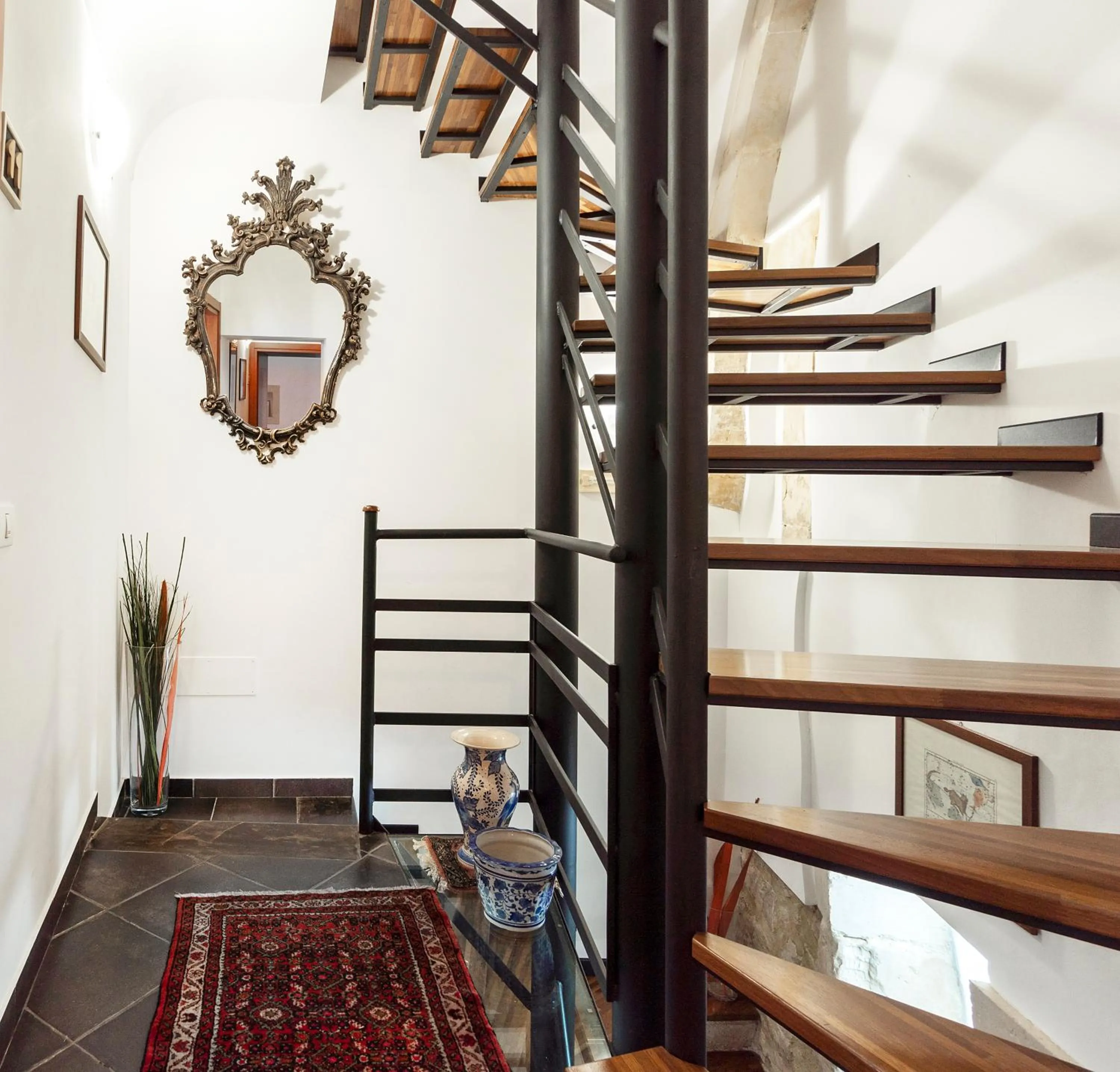 Decorative detail in Locanda La Meridiana