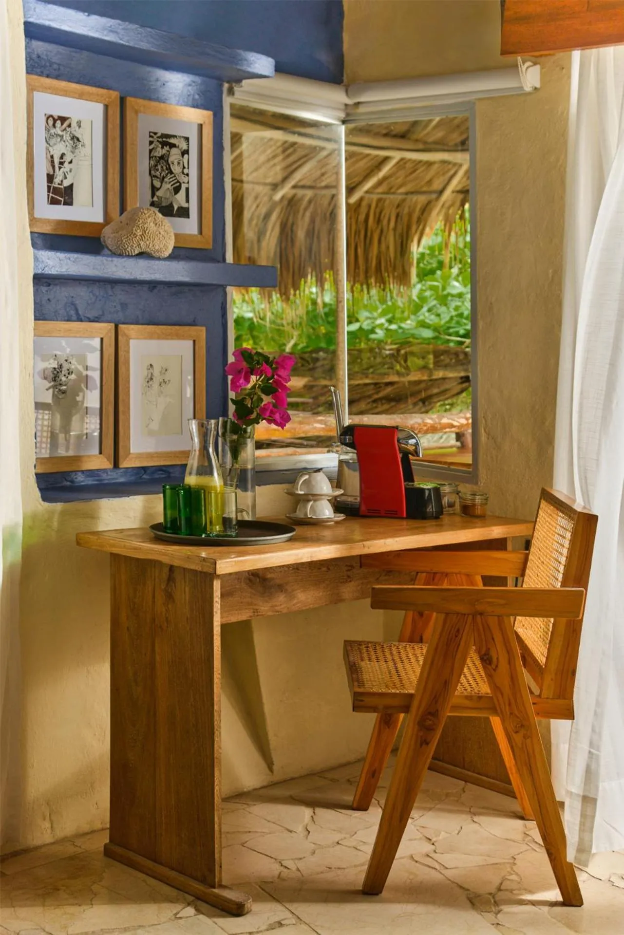 Deluxe Double Room with Balcony and Sea View in Blue Apple Beach