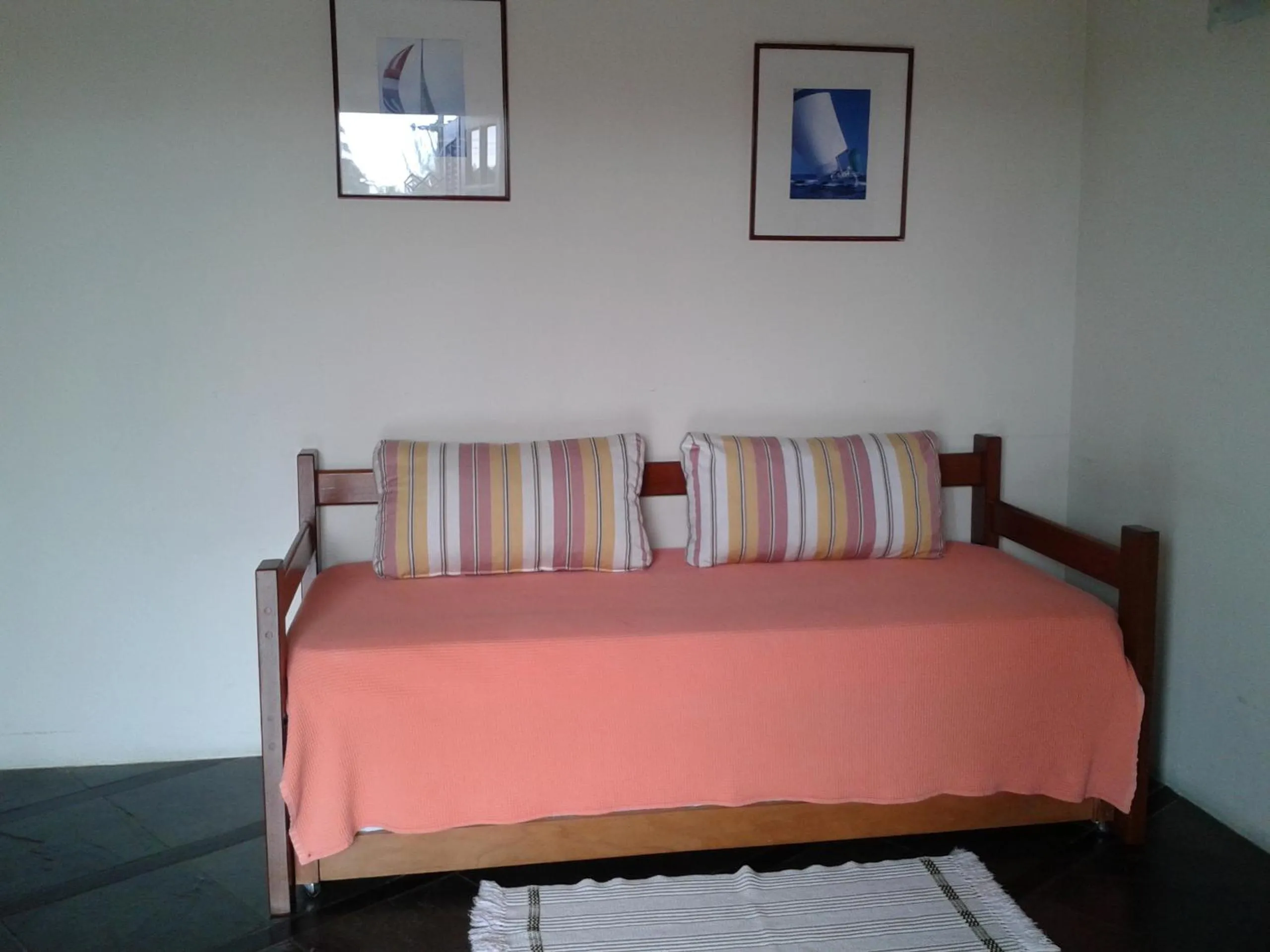 Seating area, Bed in Pousada Refugio Port Sahy