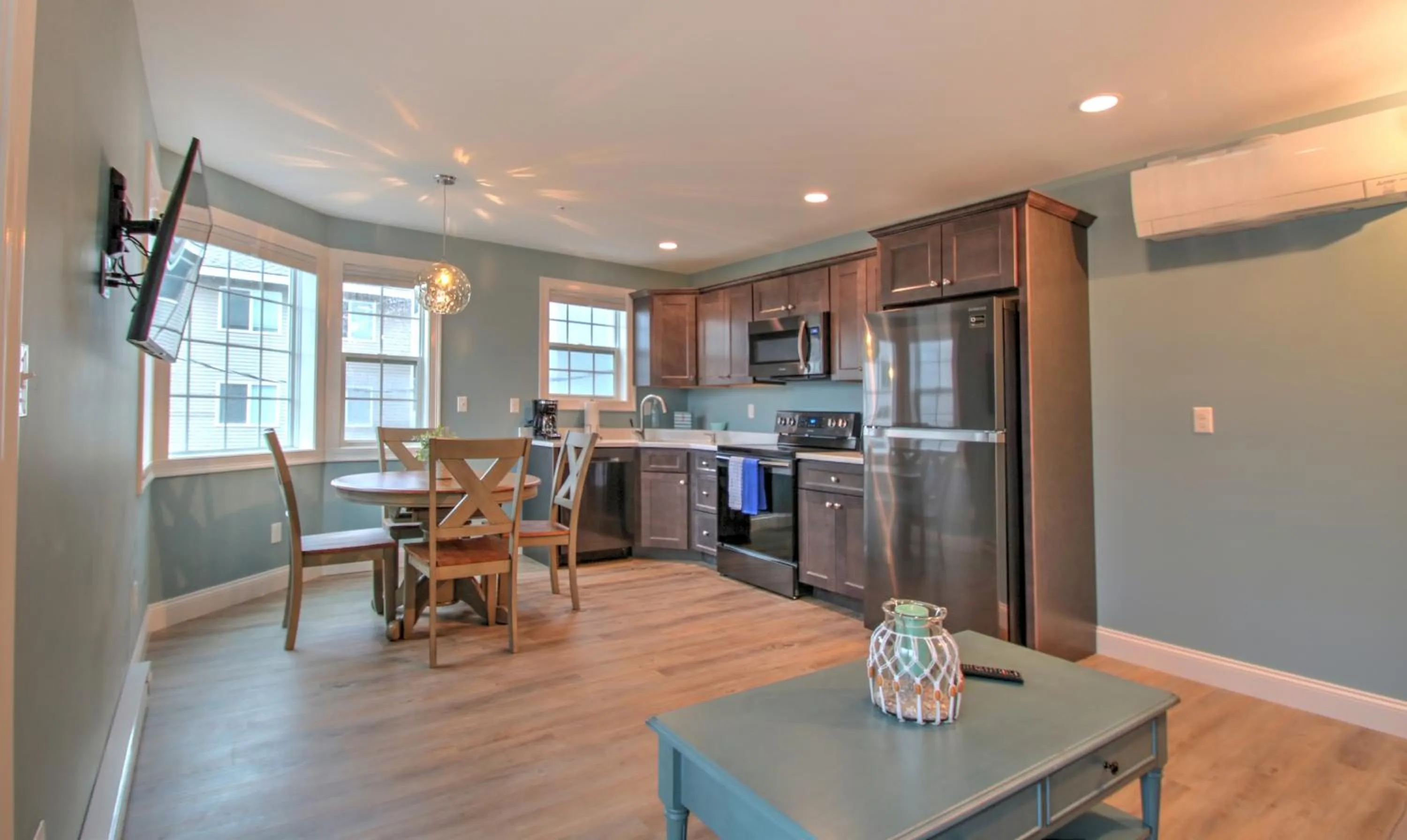 Kitchen or kitchenette in Atlantic Ocean Suites