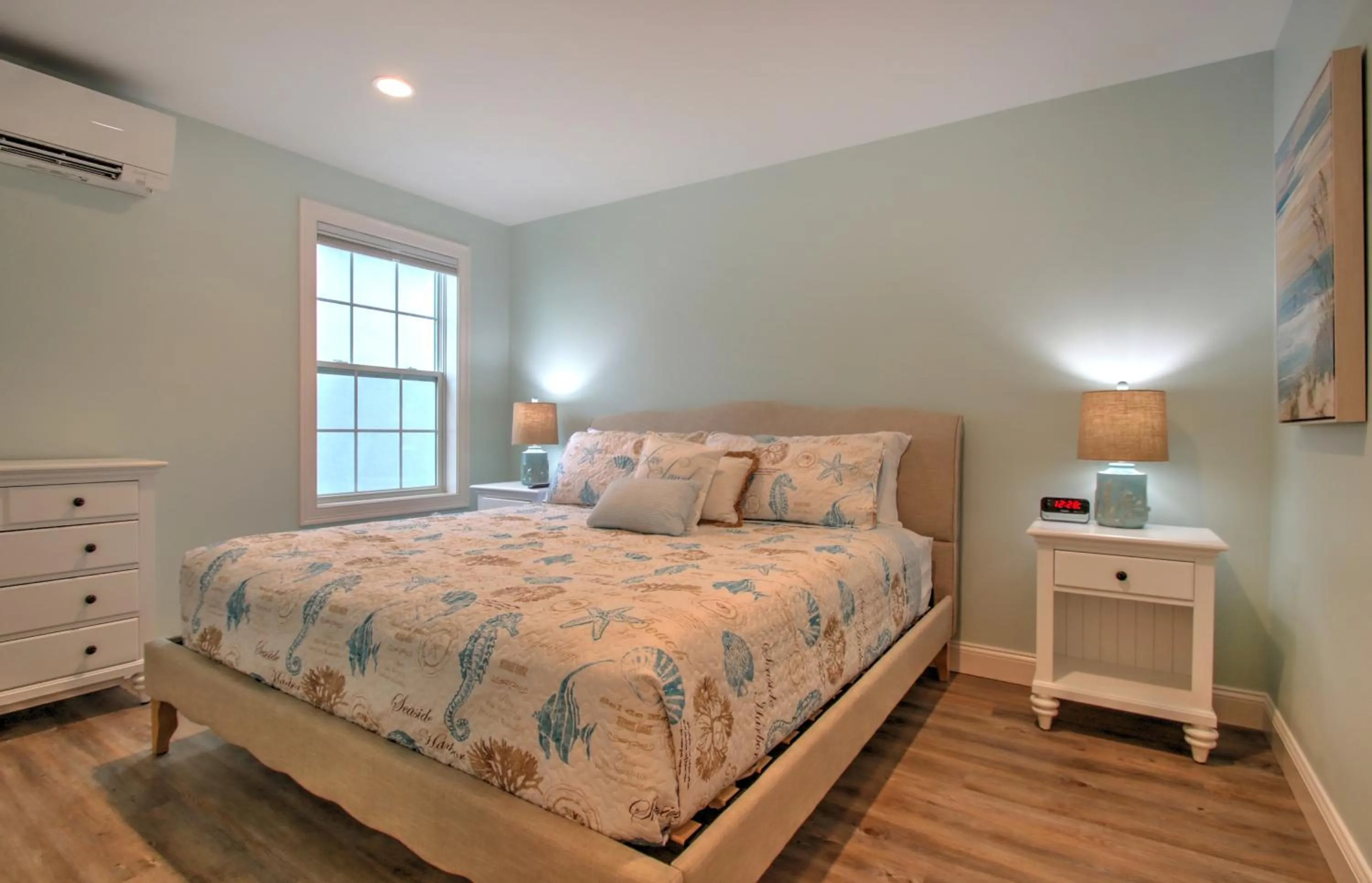 Bedroom, Bed in Atlantic Ocean Suites