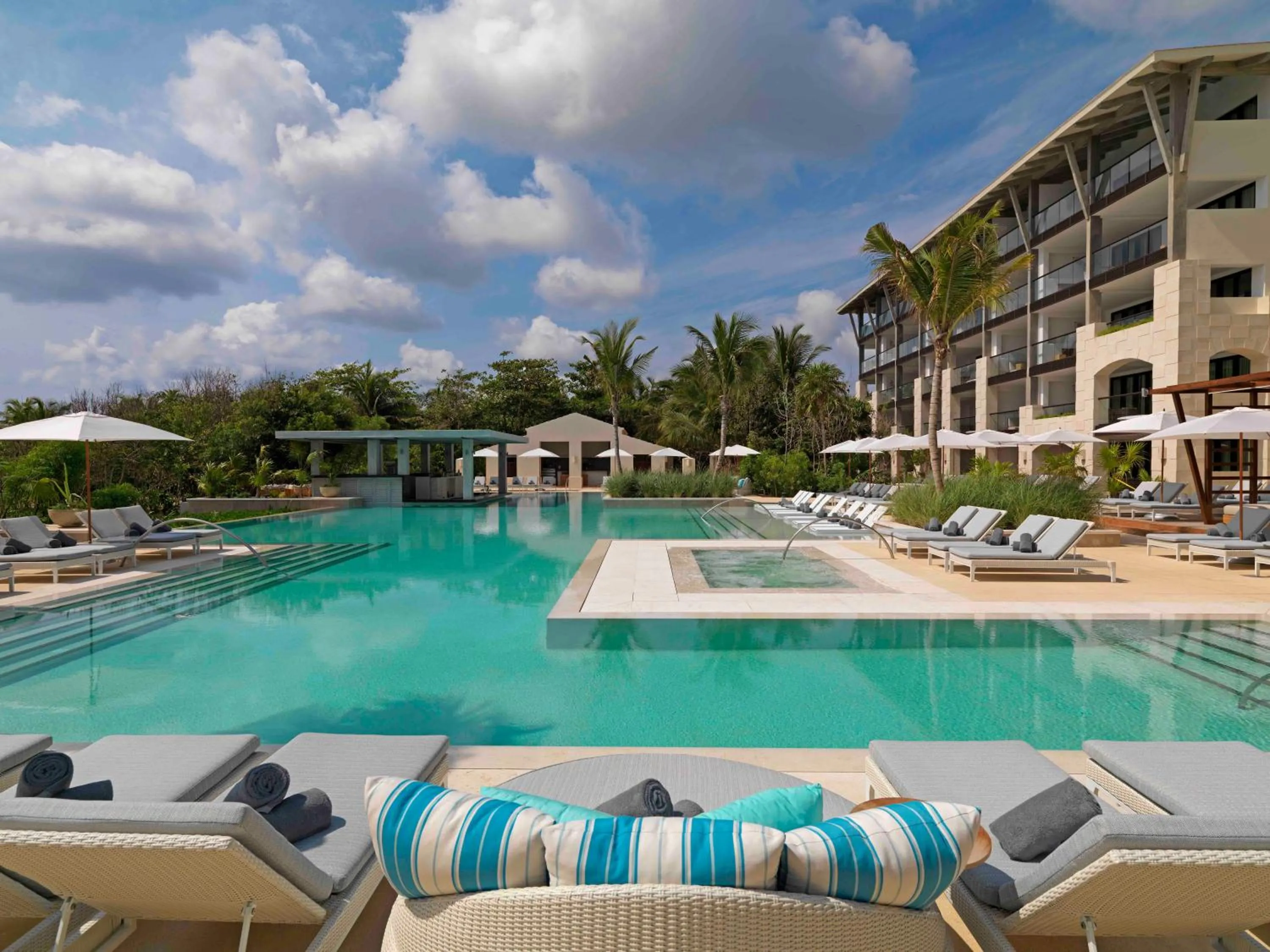 Pool view in Unico Hotel Riviera Maya Adults Only