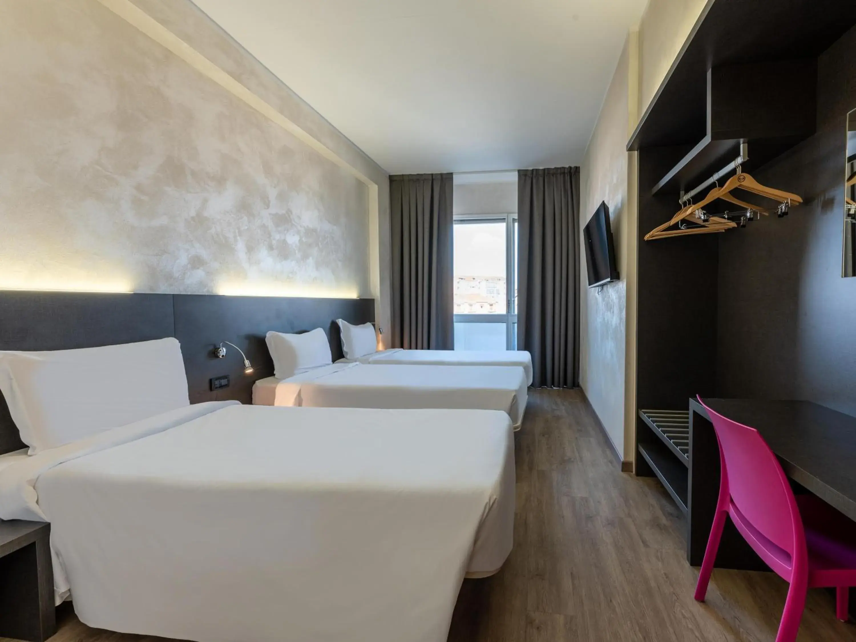 Superior Triple Room in B&B Hotel Borgaro Torinese Superior Triple Room in B&B Hotel Borgaro Torinese