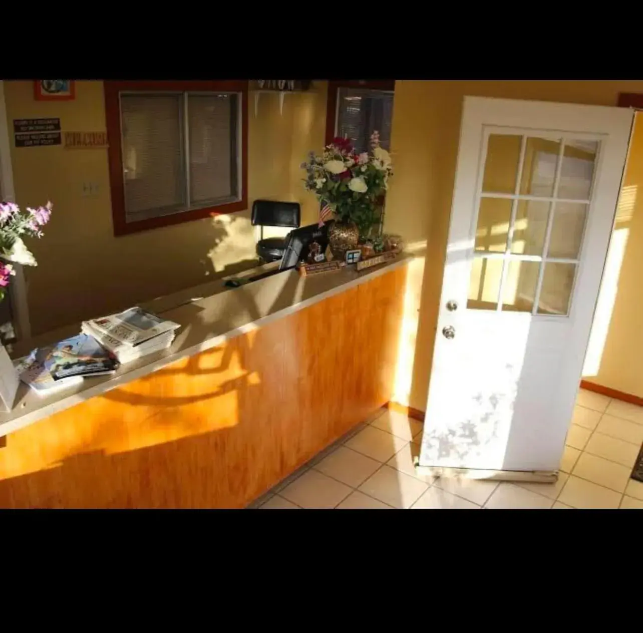 Lobby or reception in Lakeside inn & suites by OYO Mathis I 37 Lobby or reception in Lakeside inn & suites by OYO Mathis I 37