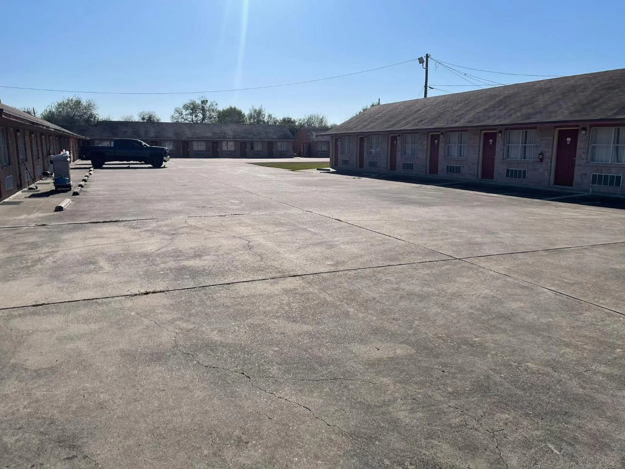 On site in Lakeside inn & suites by OYO Mathis I 37