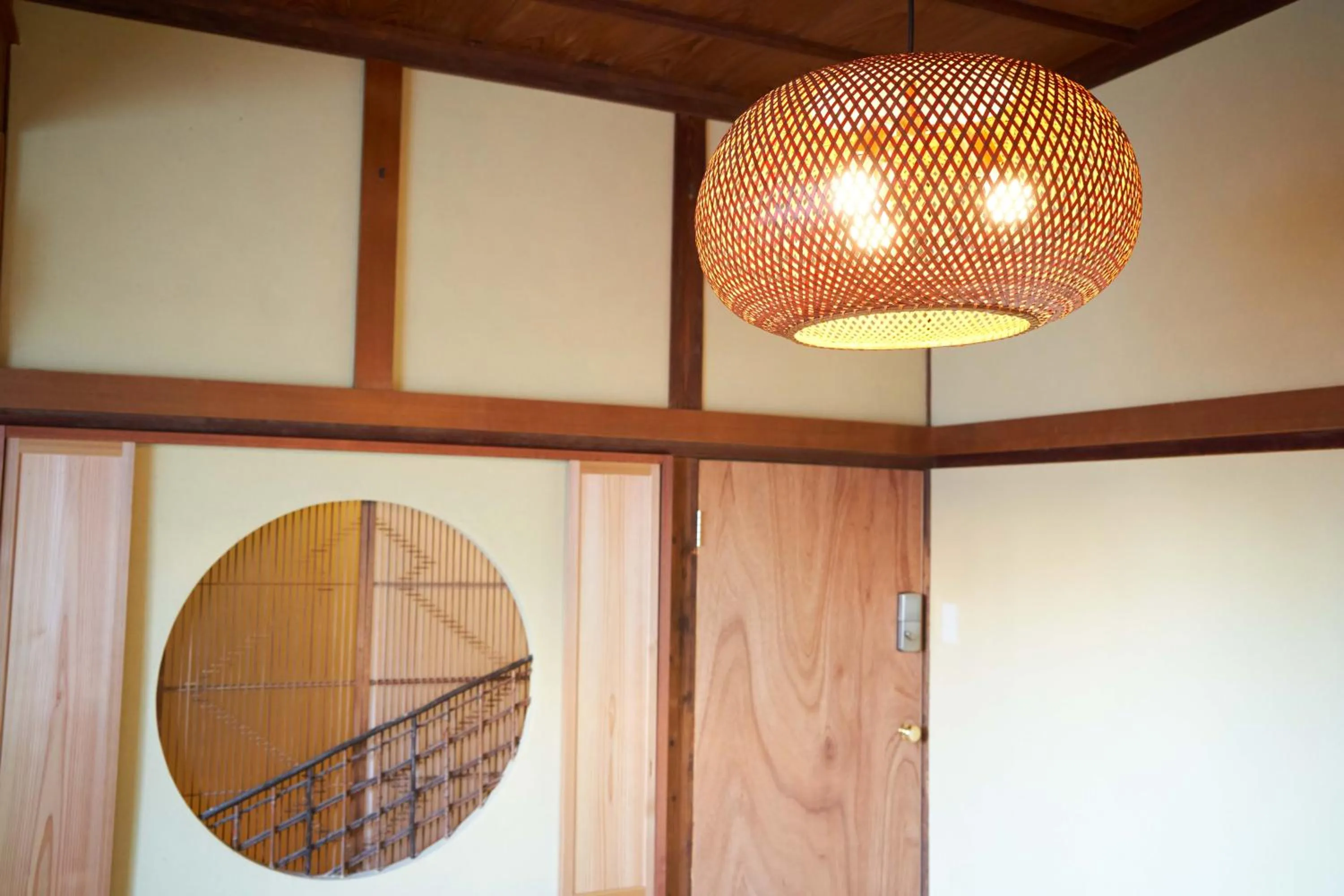 Decorative detail in Ryokan Plum