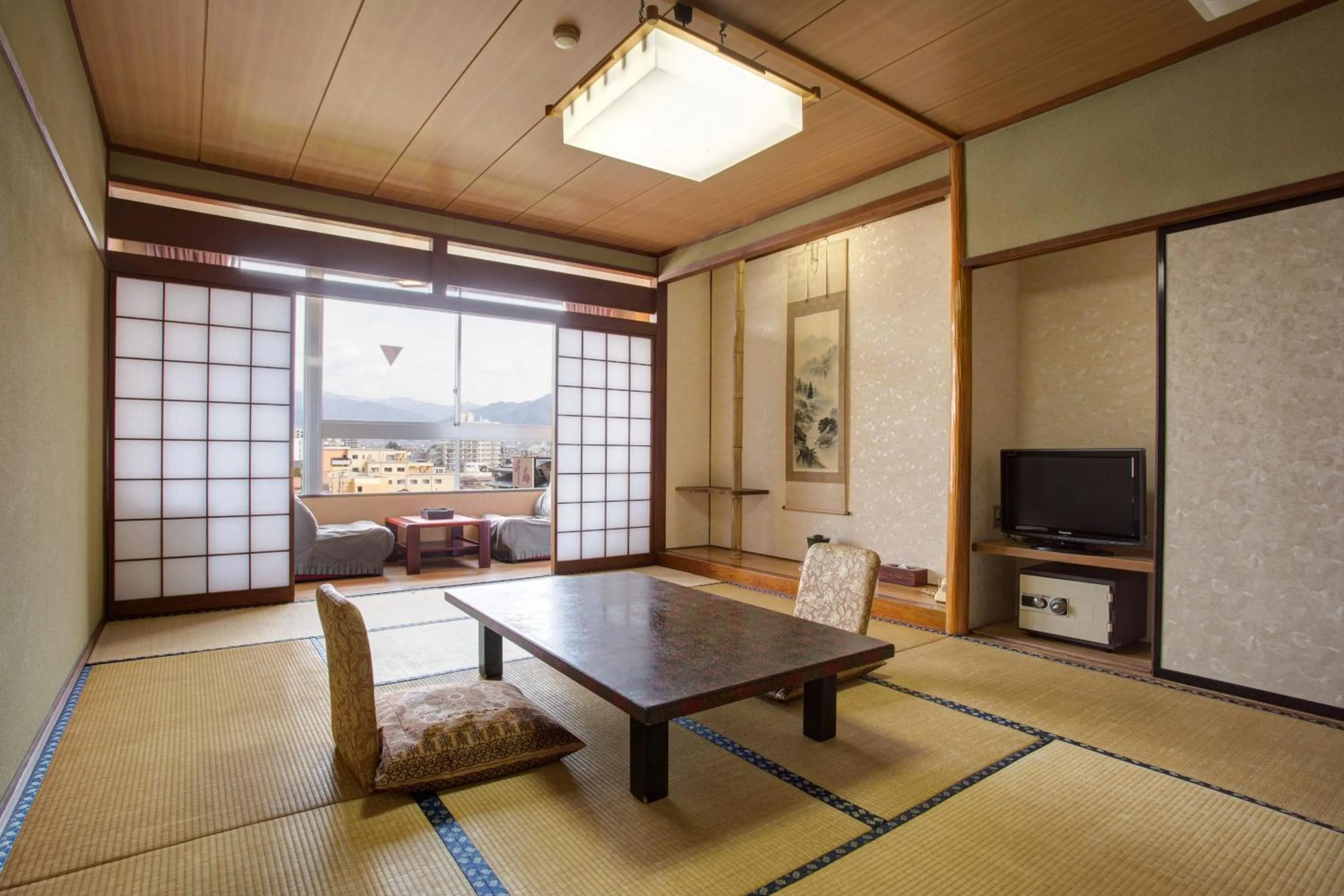 Photo of the whole room in Hotel Heian