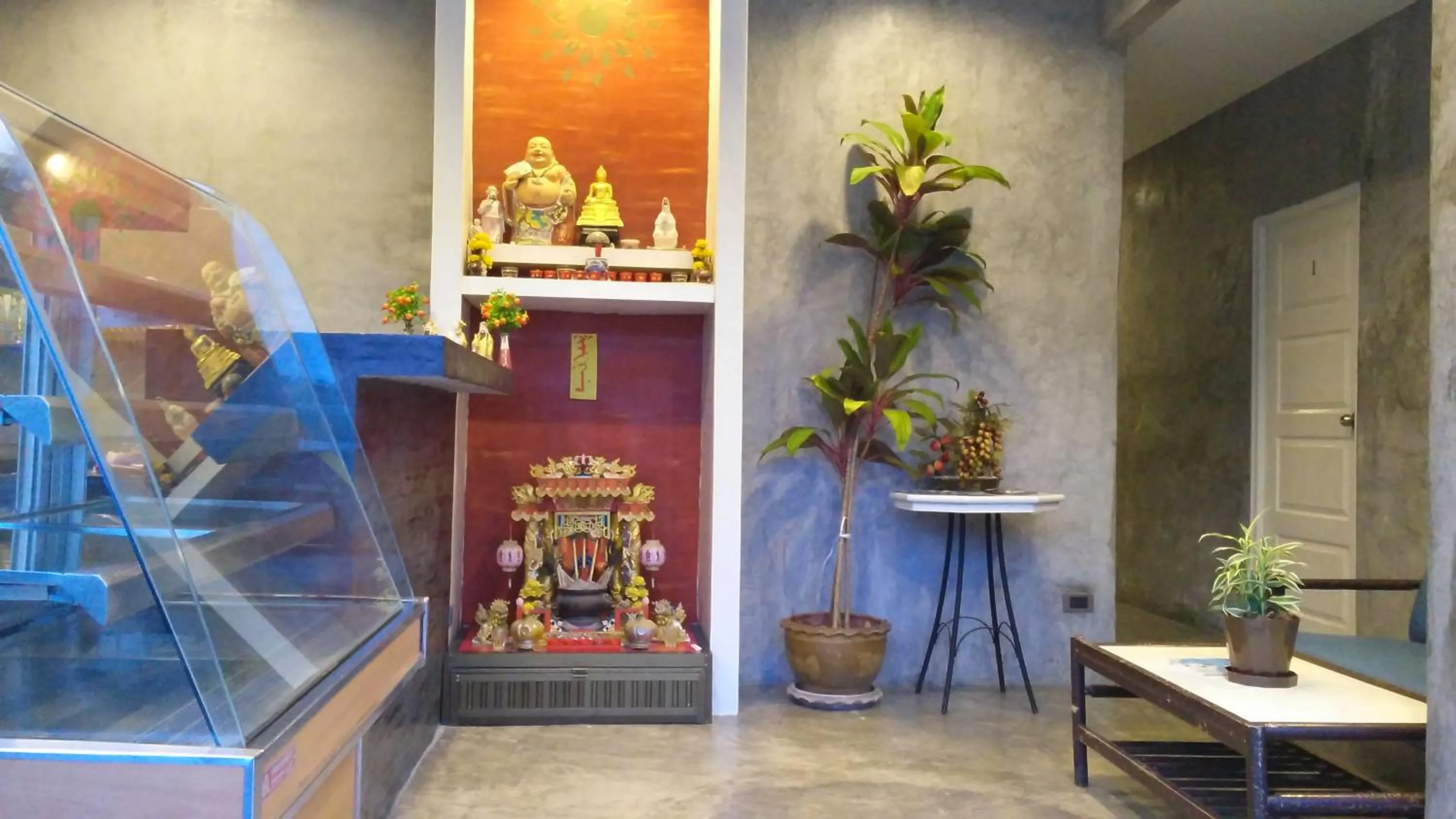 Restaurant/places to eat in La Chambre Boutique @ Ko Lanta