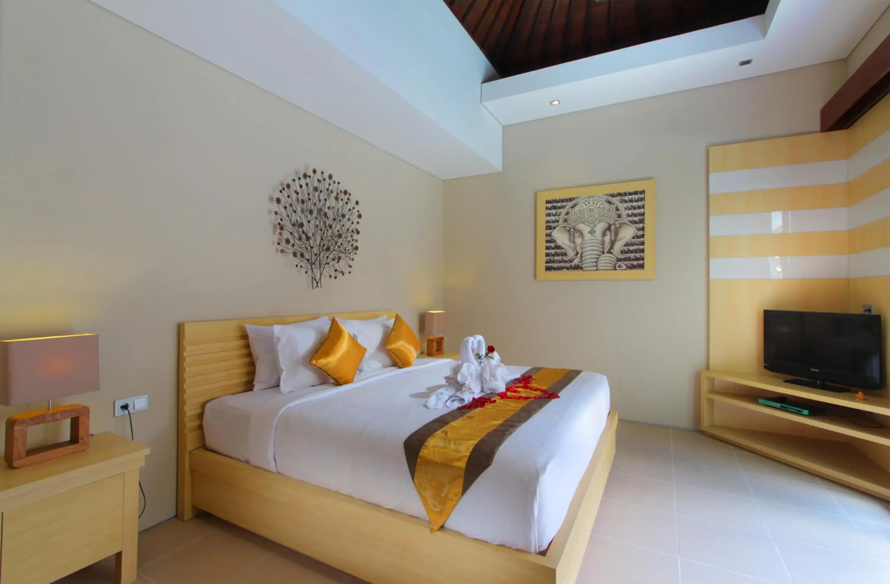 Bed in The Murdha Villa Bed in The Murdha Villa