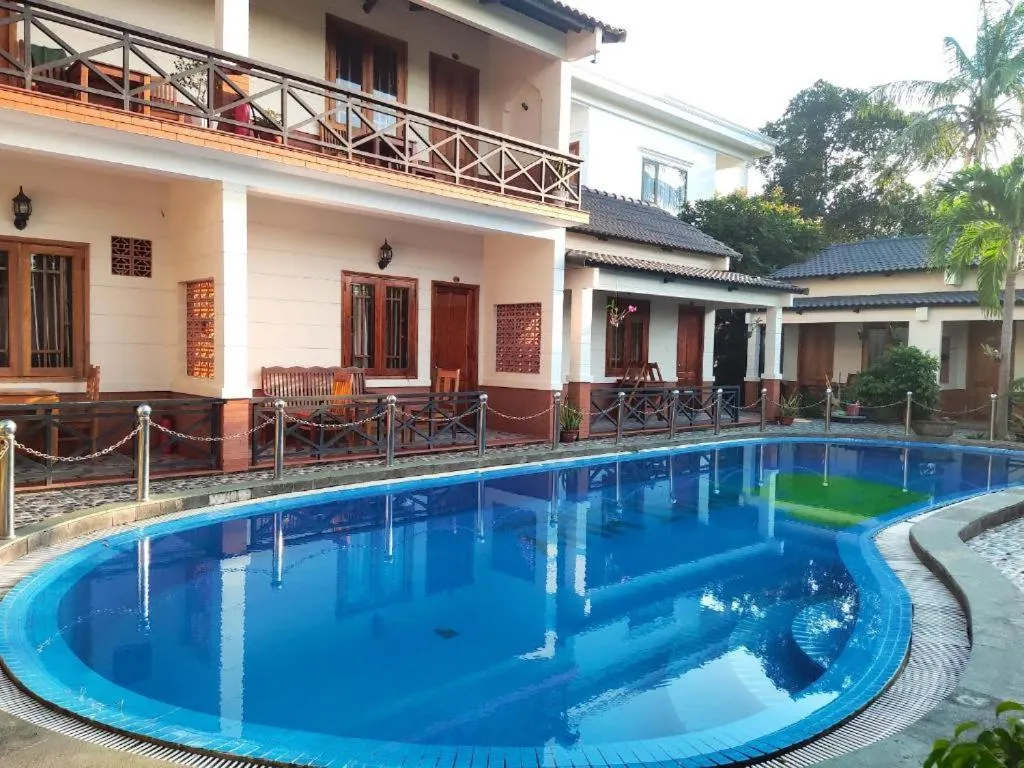 Swimming pool in Nhat Huy Bungalow Phu Quoc