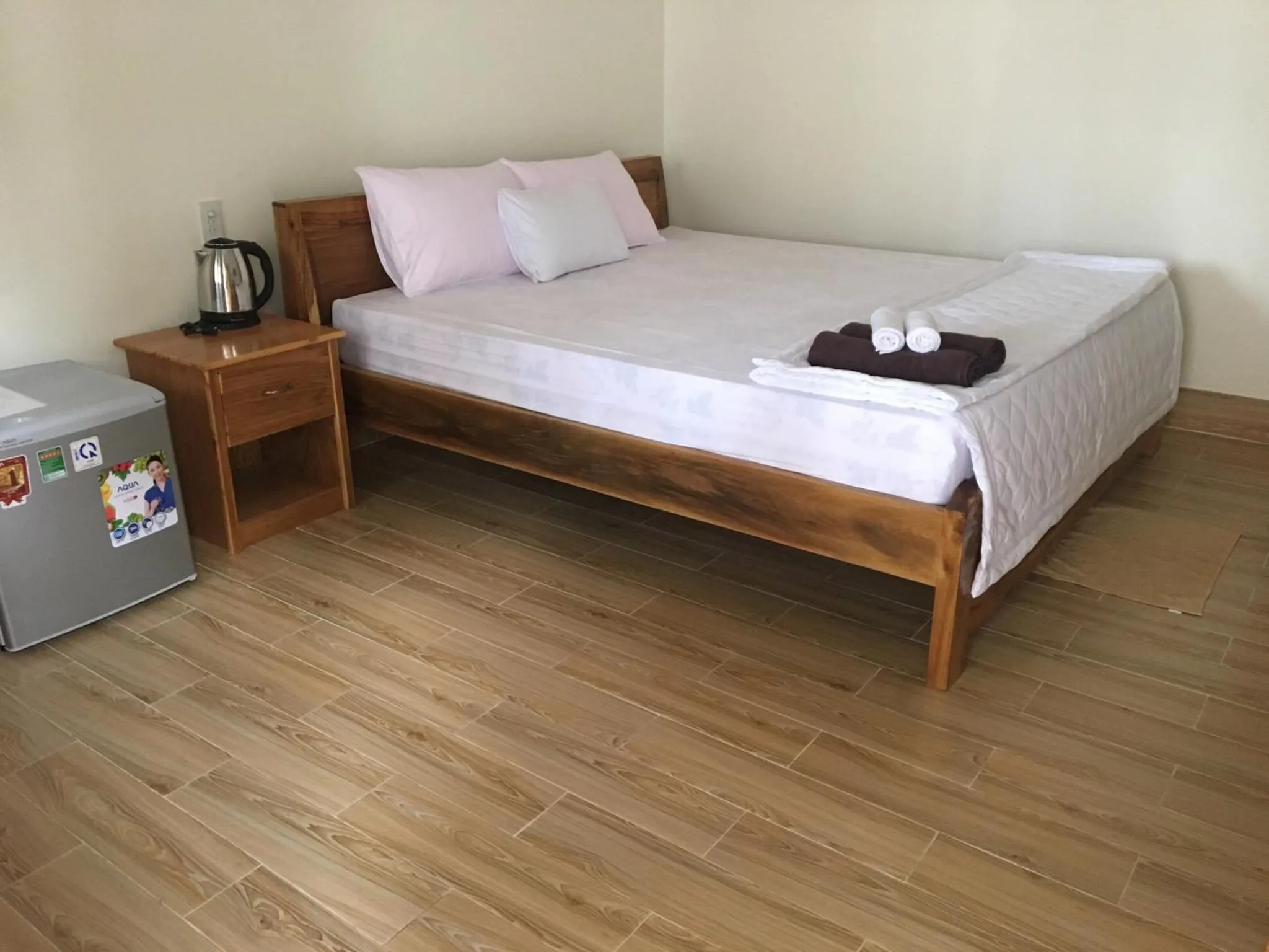 Bed in Nhat Huy Bungalow Phu Quoc