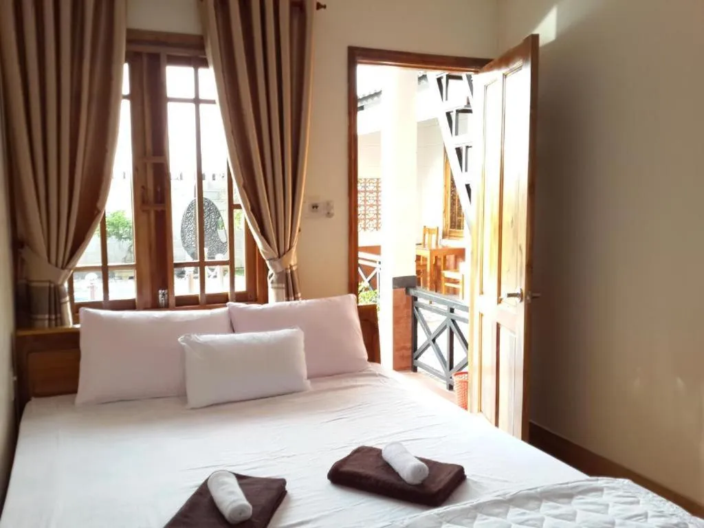 Bed in Nhat Huy Bungalow Phu Quoc