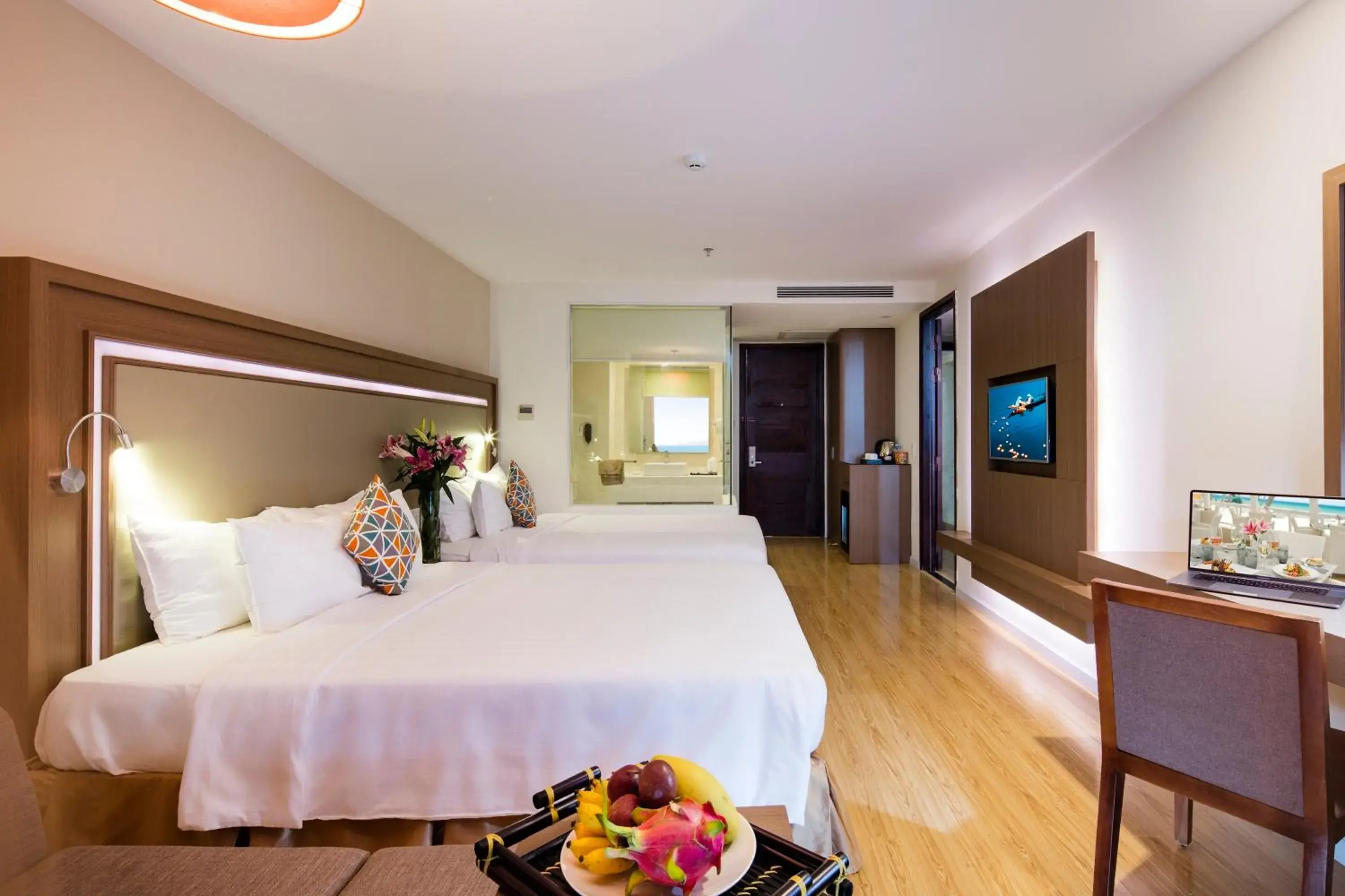 Bedroom, Bed in King Town Grand Hotel & Wedding Center Bedroom, Bed in King Town Grand Hotel & Wedding Center