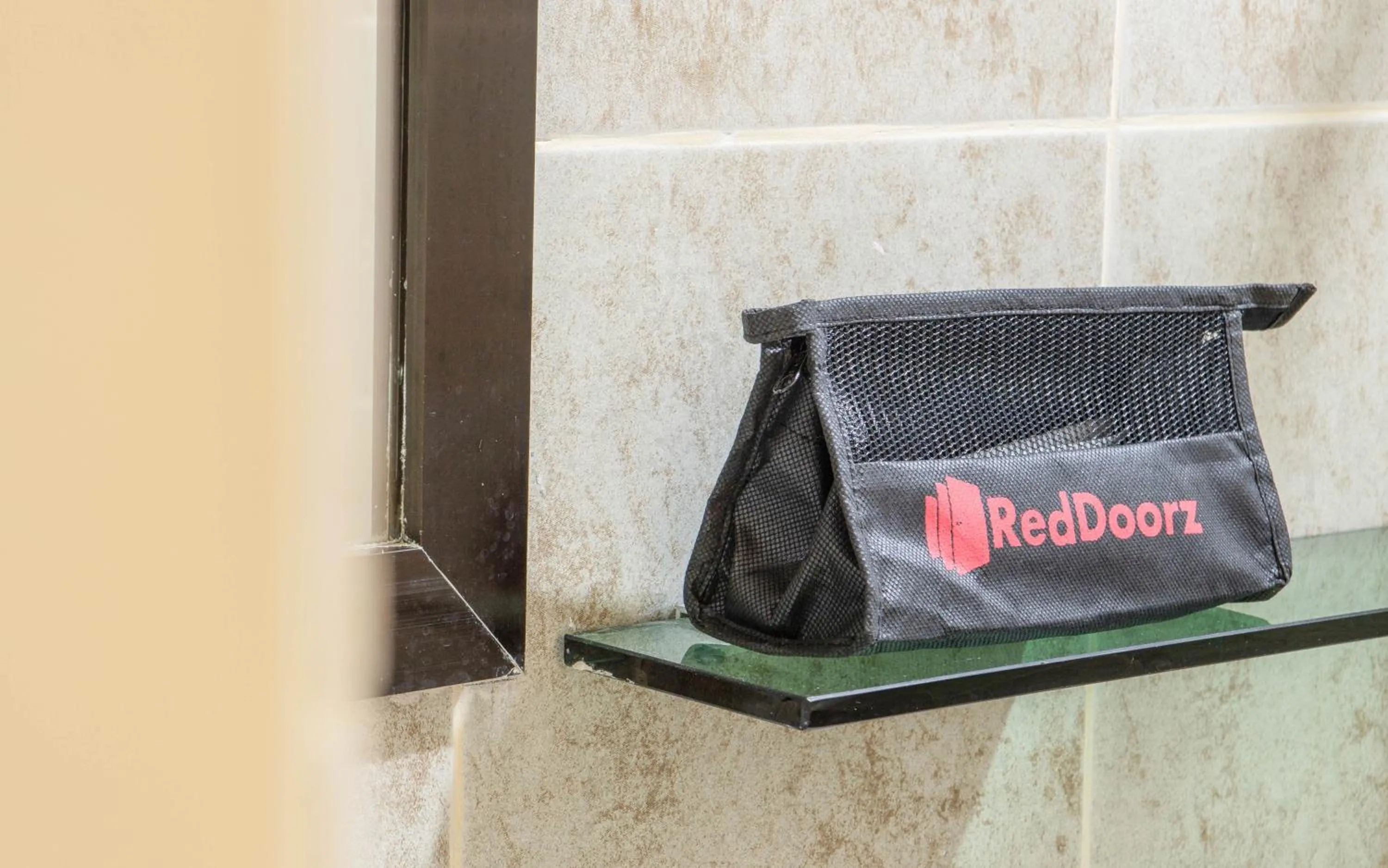 Bathroom in RedDoorz Plus near Rizal Junction