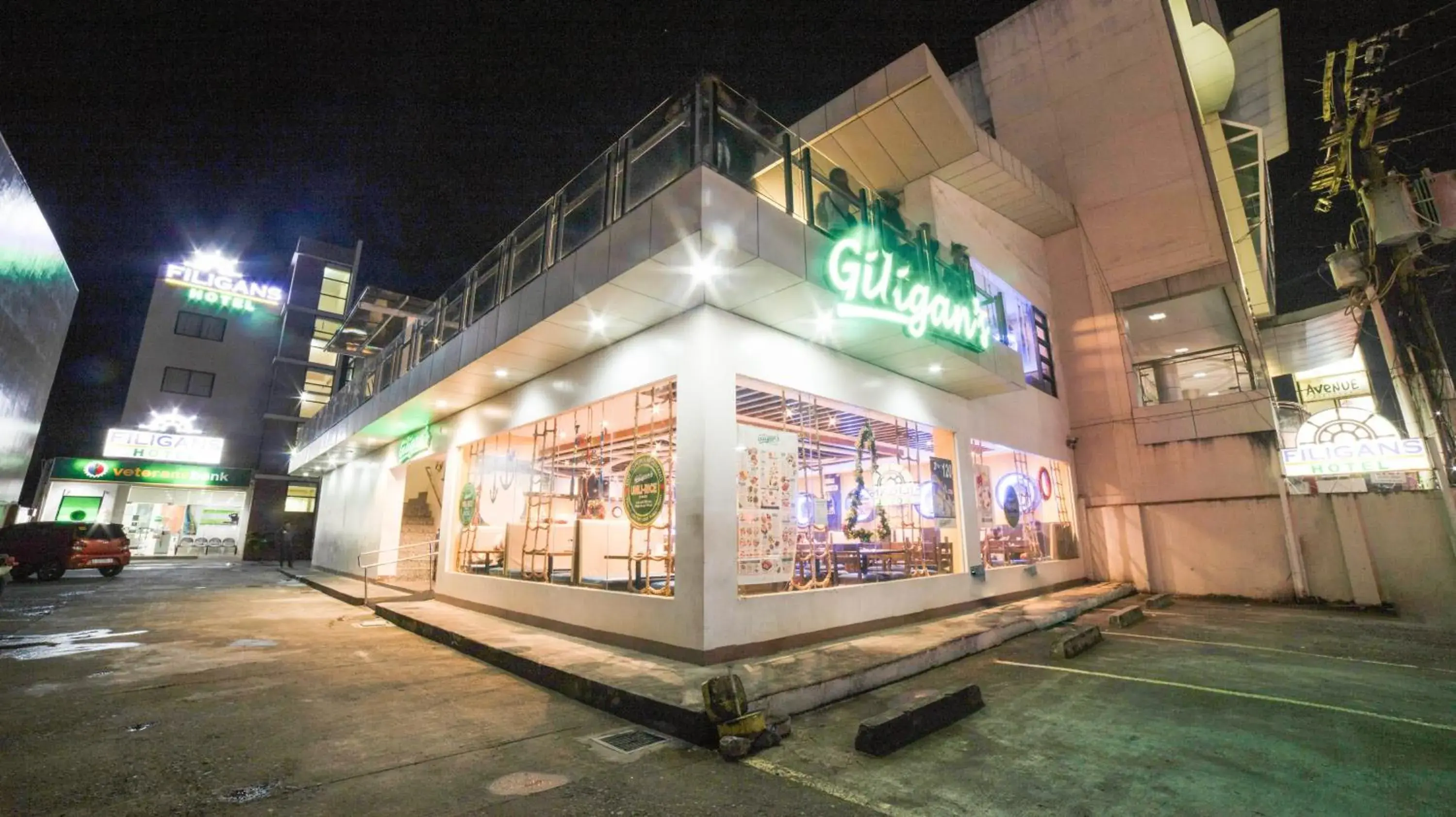 Property building in RedDoorz Plus near Rizal Junction Property building in RedDoorz Plus near Rizal Junction