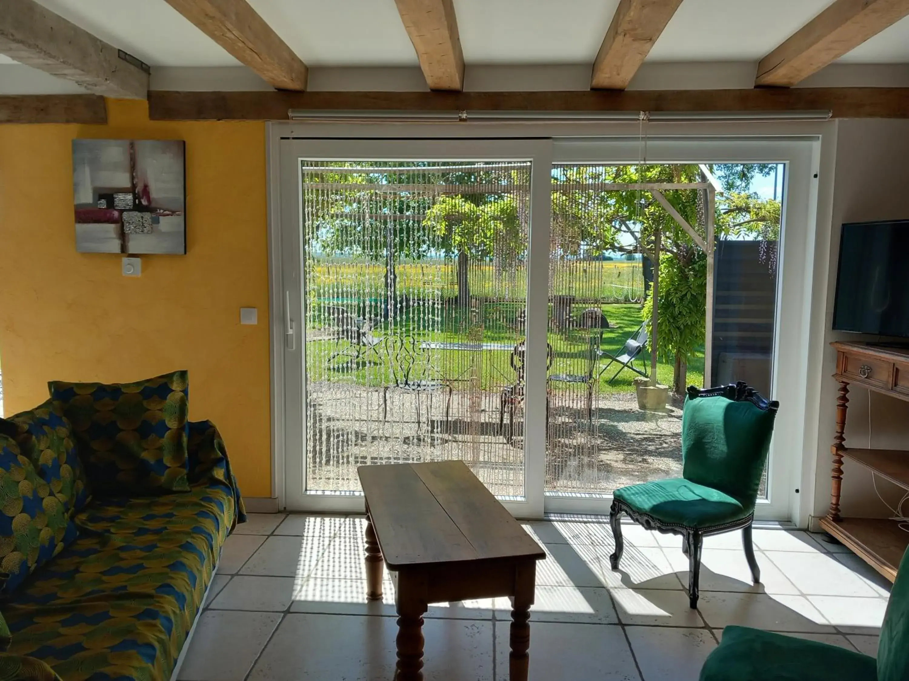 Two-Bedroom Apartment in Hagebuche Two-Bedroom Apartment in Hagebuche