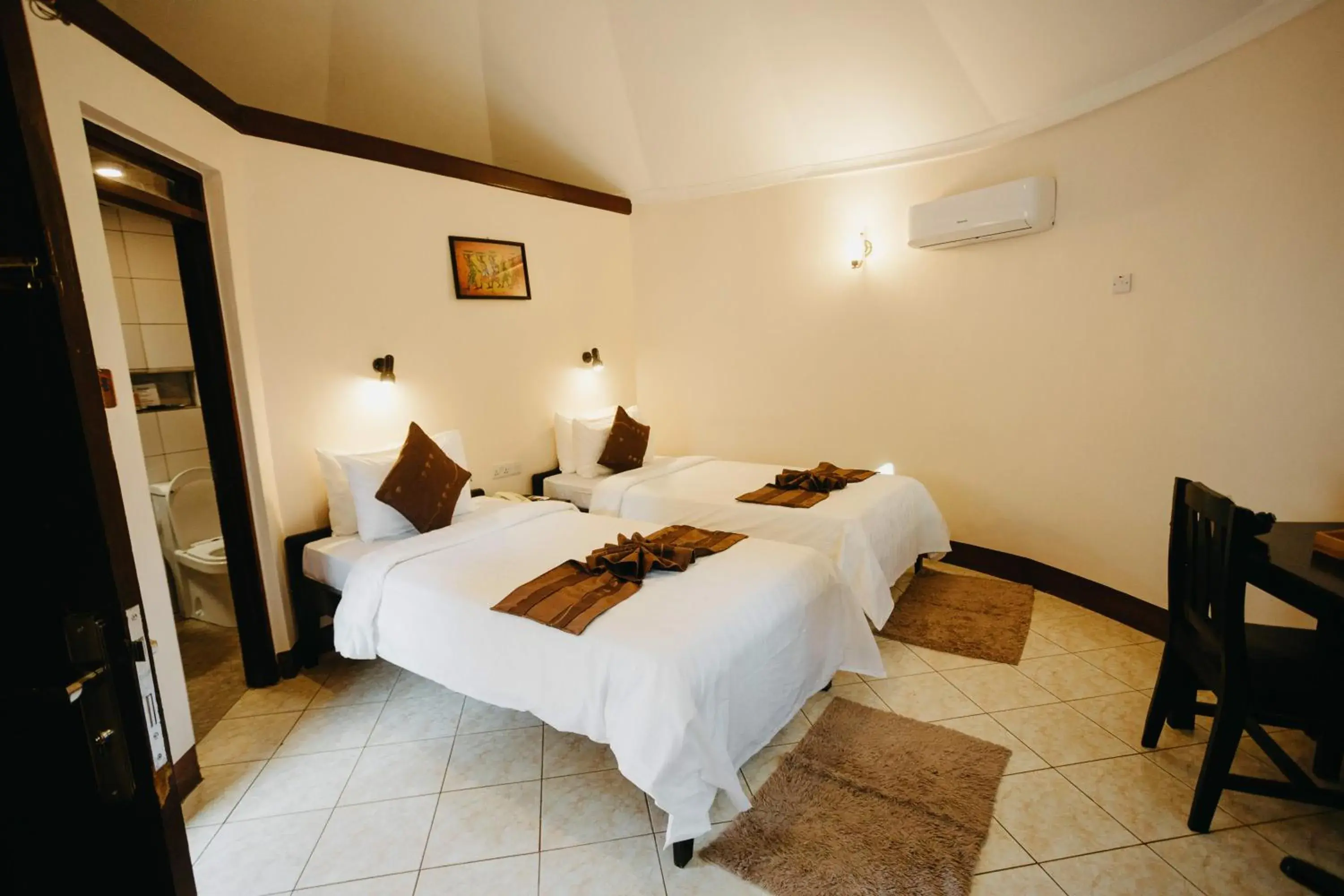 Bed in Keys Hotel Bed in Keys Hotel