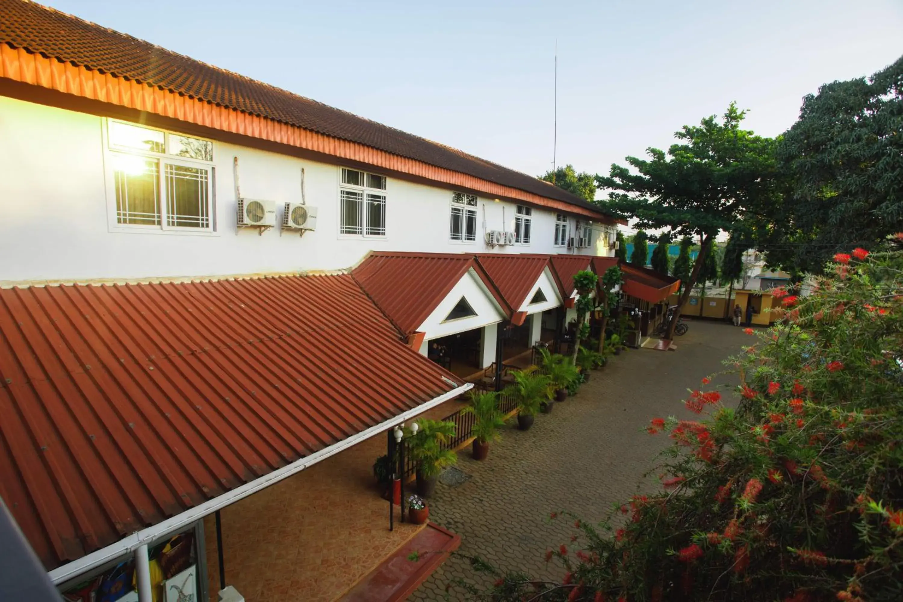 Property building in Keys Hotel Property building in Keys Hotel