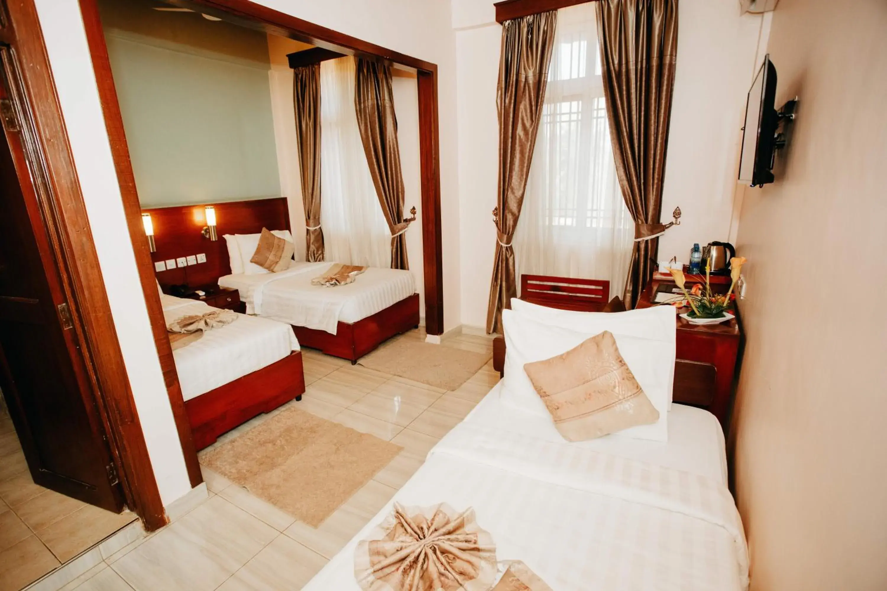 Bedroom, Bed in Keys Hotel Bedroom, Bed in Keys Hotel