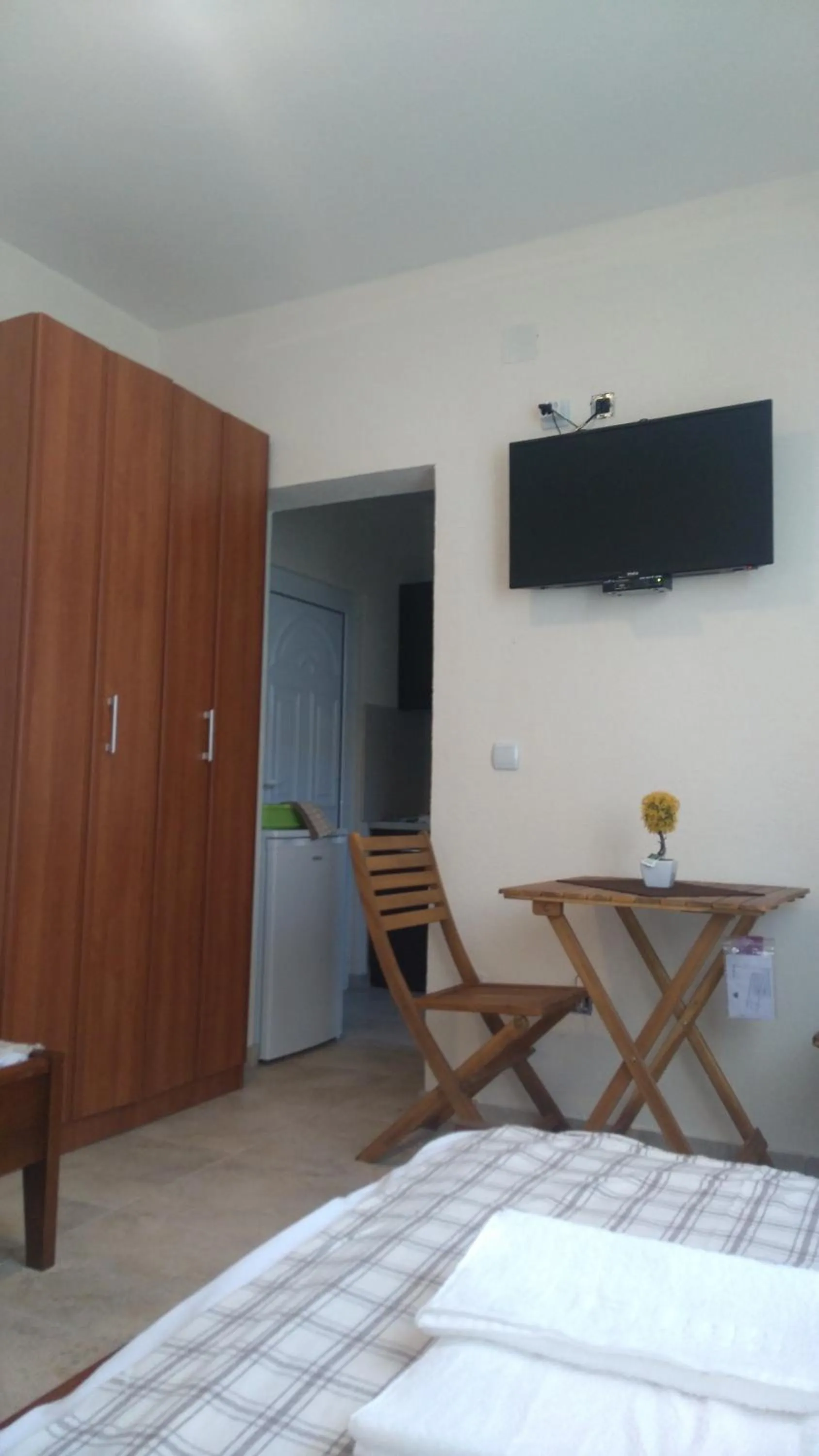 Dining area, Bed in Apartments Lora