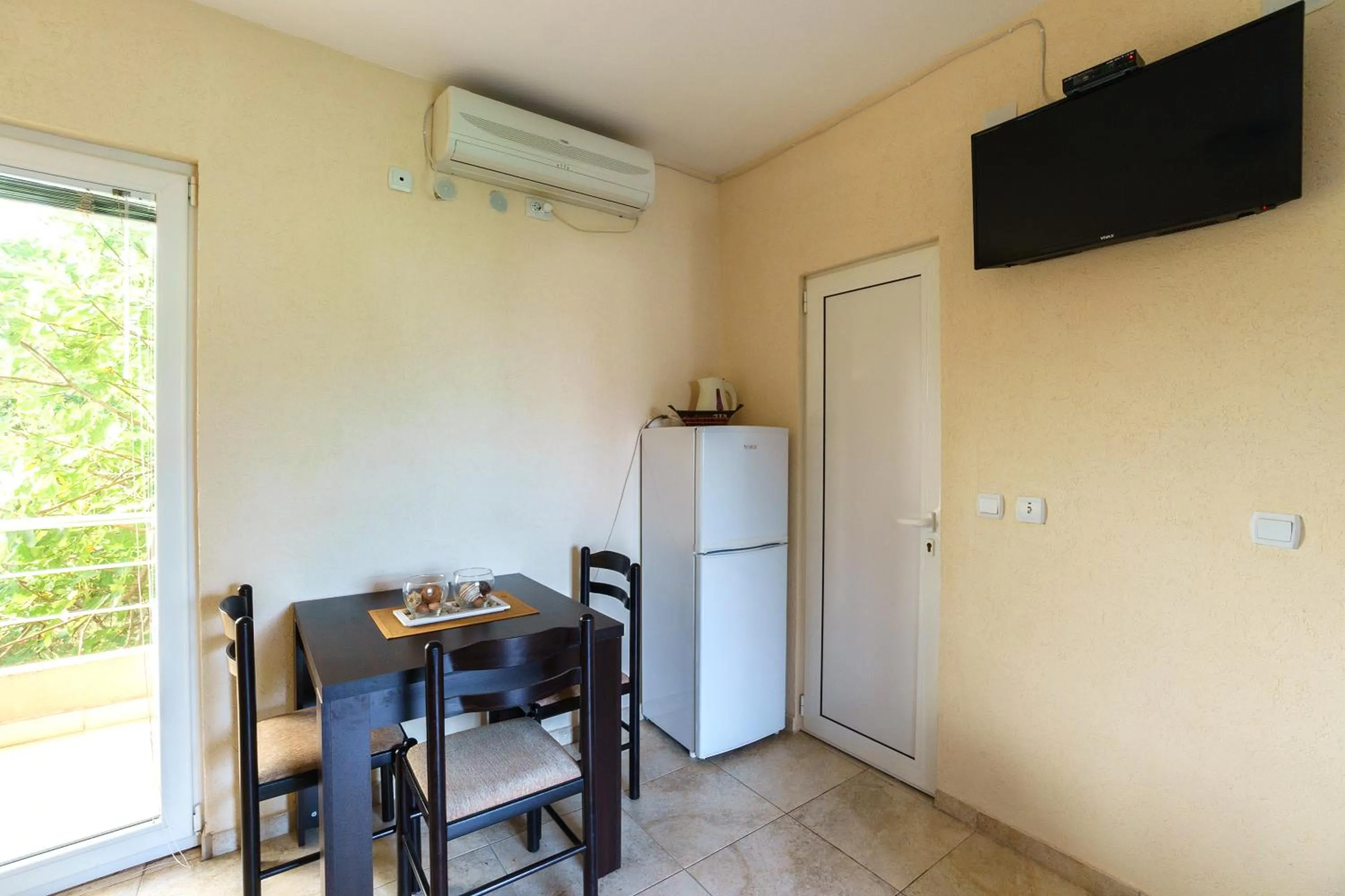 Dining area in Apartments Lora
