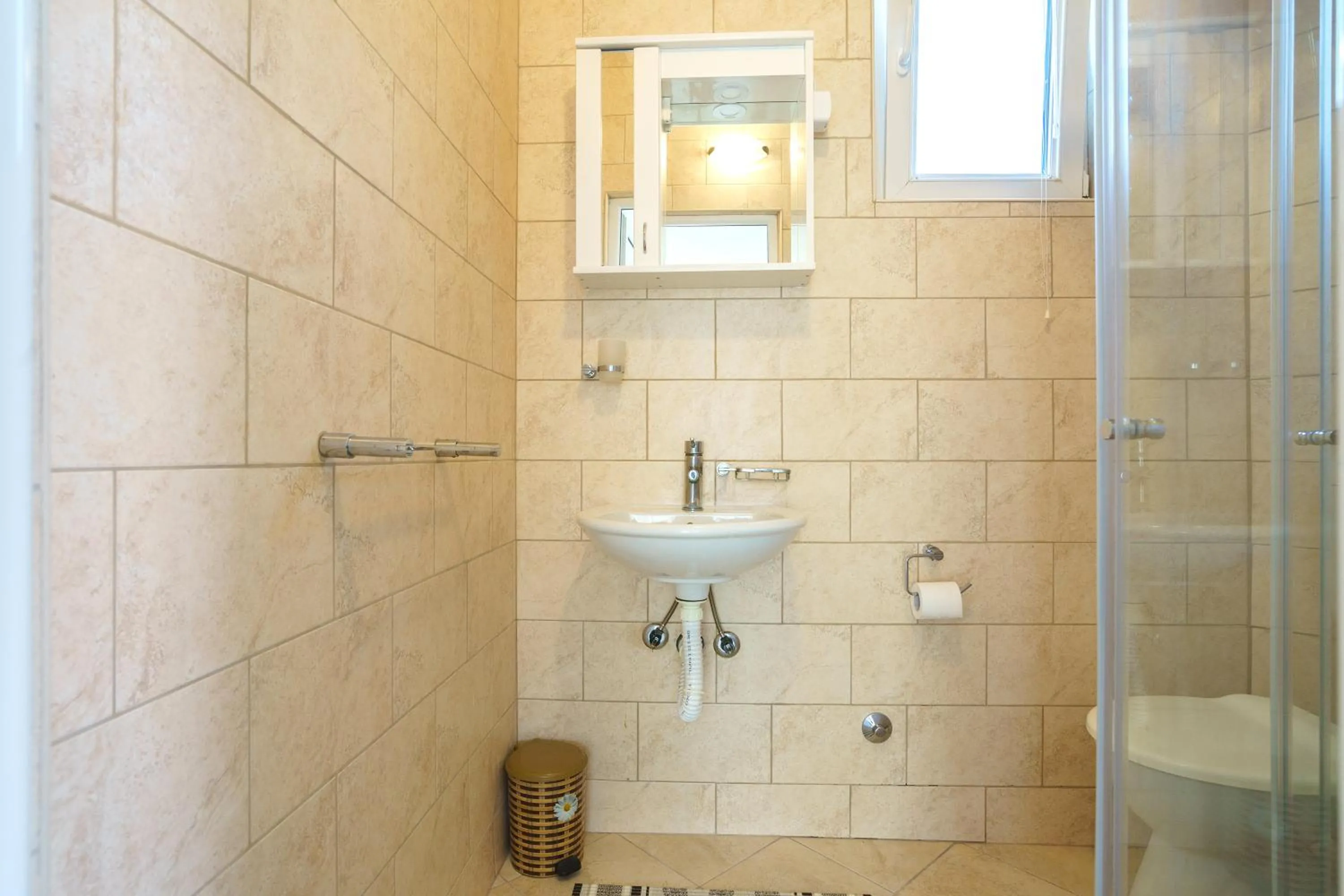 Bathroom in Apartments Lora
